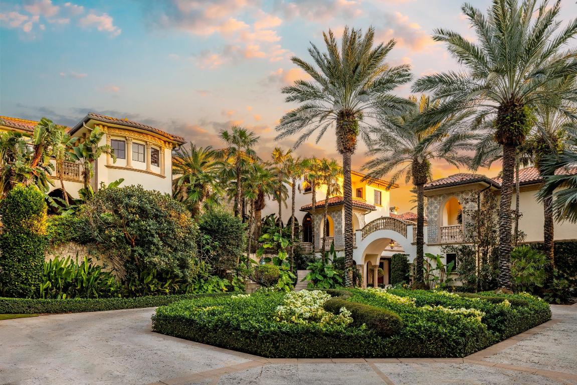 820 S Ocean Manalapan, FL 33462