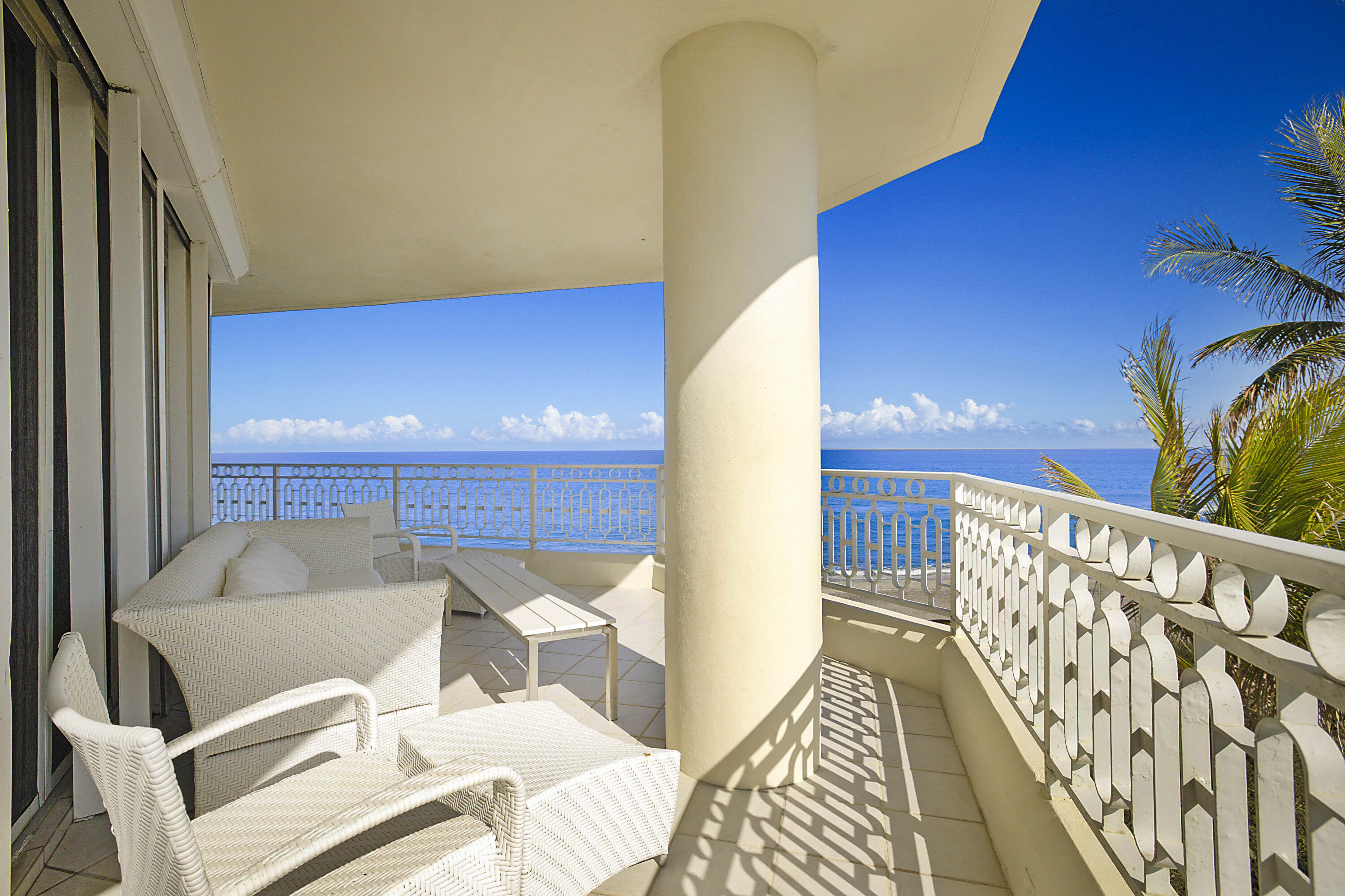 19950 S Beach Rd #4 Tequesta, FL 33469