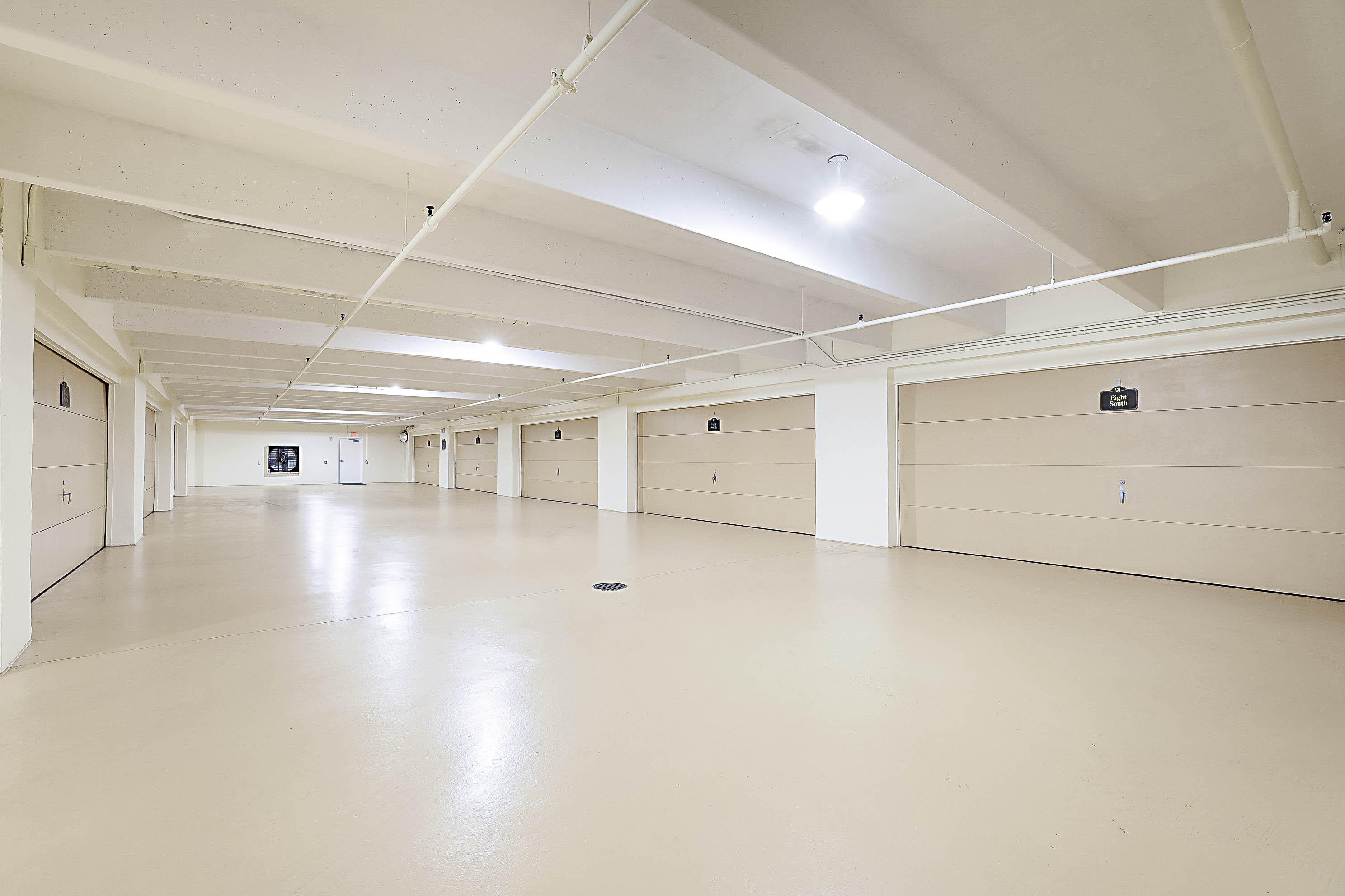 19950 S Beach Rd #4 Tequesta, FL 33469