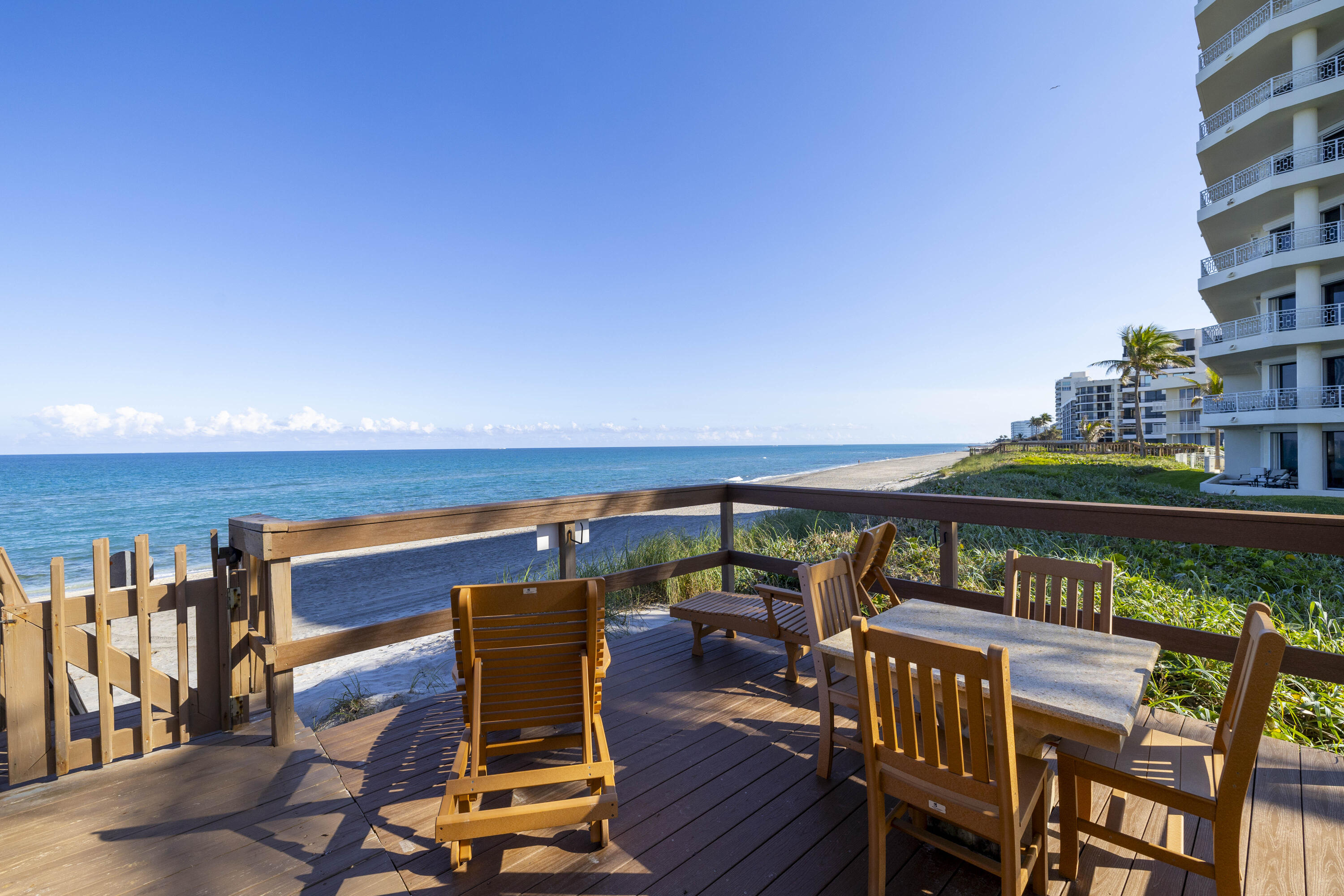 19950 S Beach Rd #4 Tequesta, FL 33469