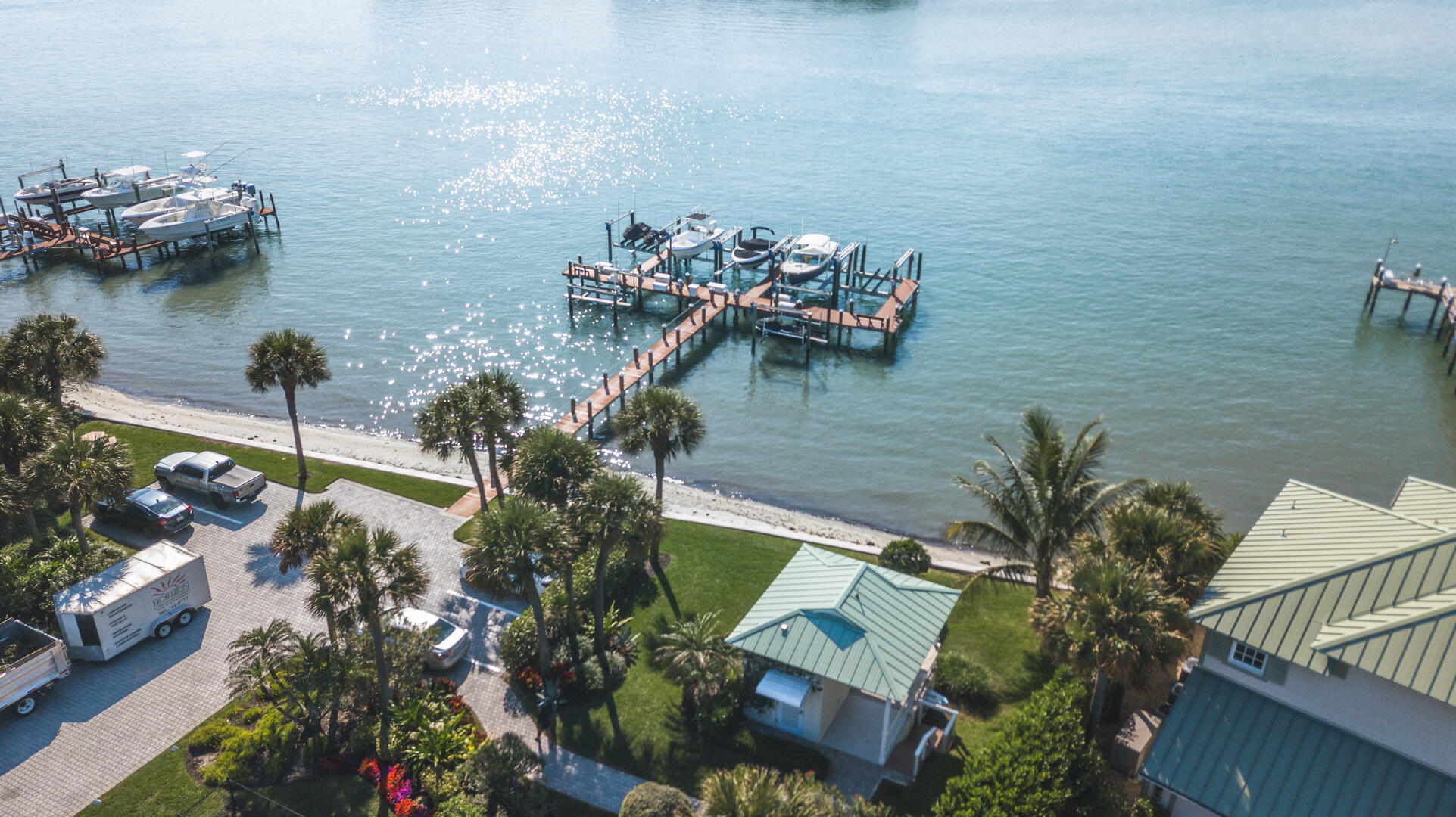 19950 S Beach Rd #4 Tequesta, FL 33469