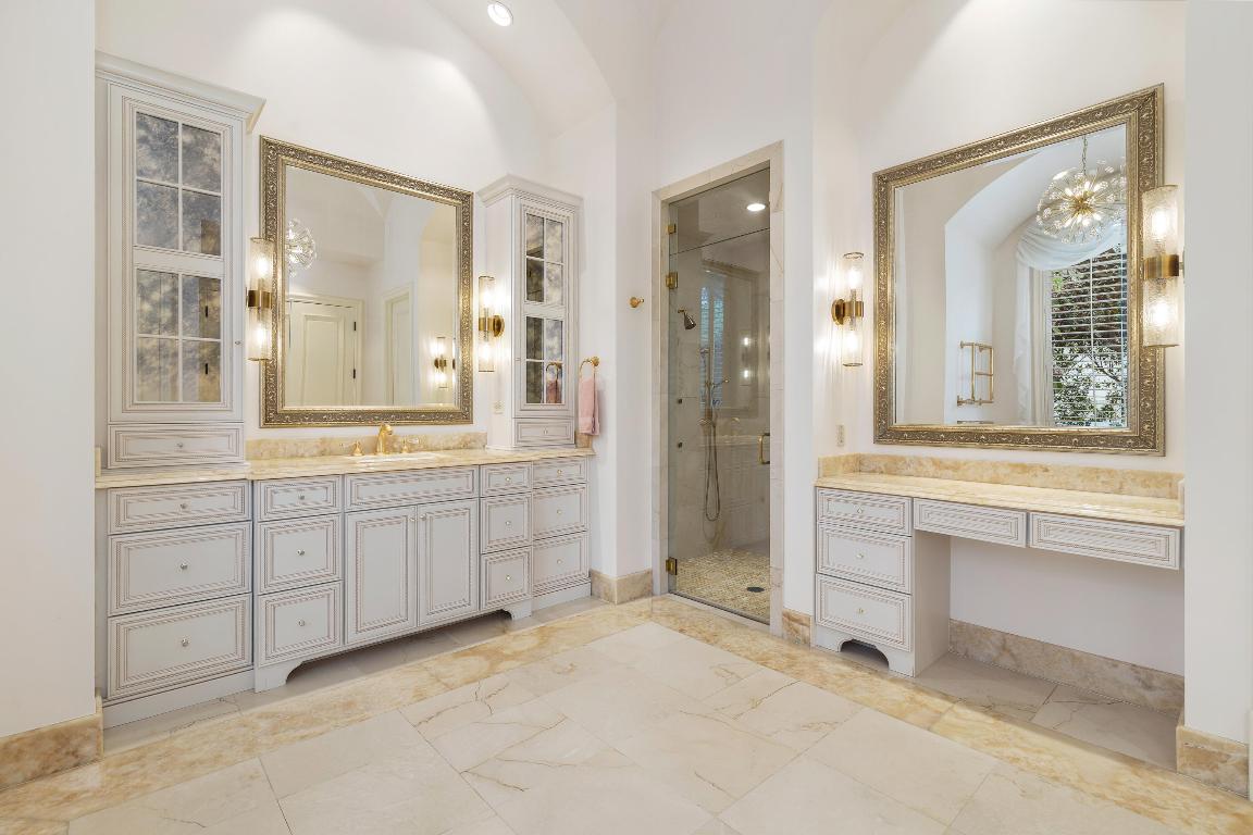 135 W Bears Clb Jupiter, FL 33477