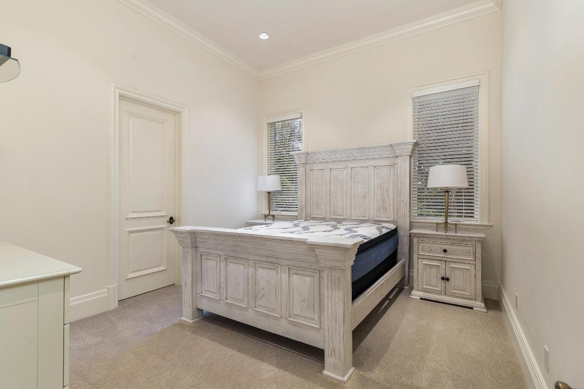 135 W Bears Clb Jupiter, FL 33477