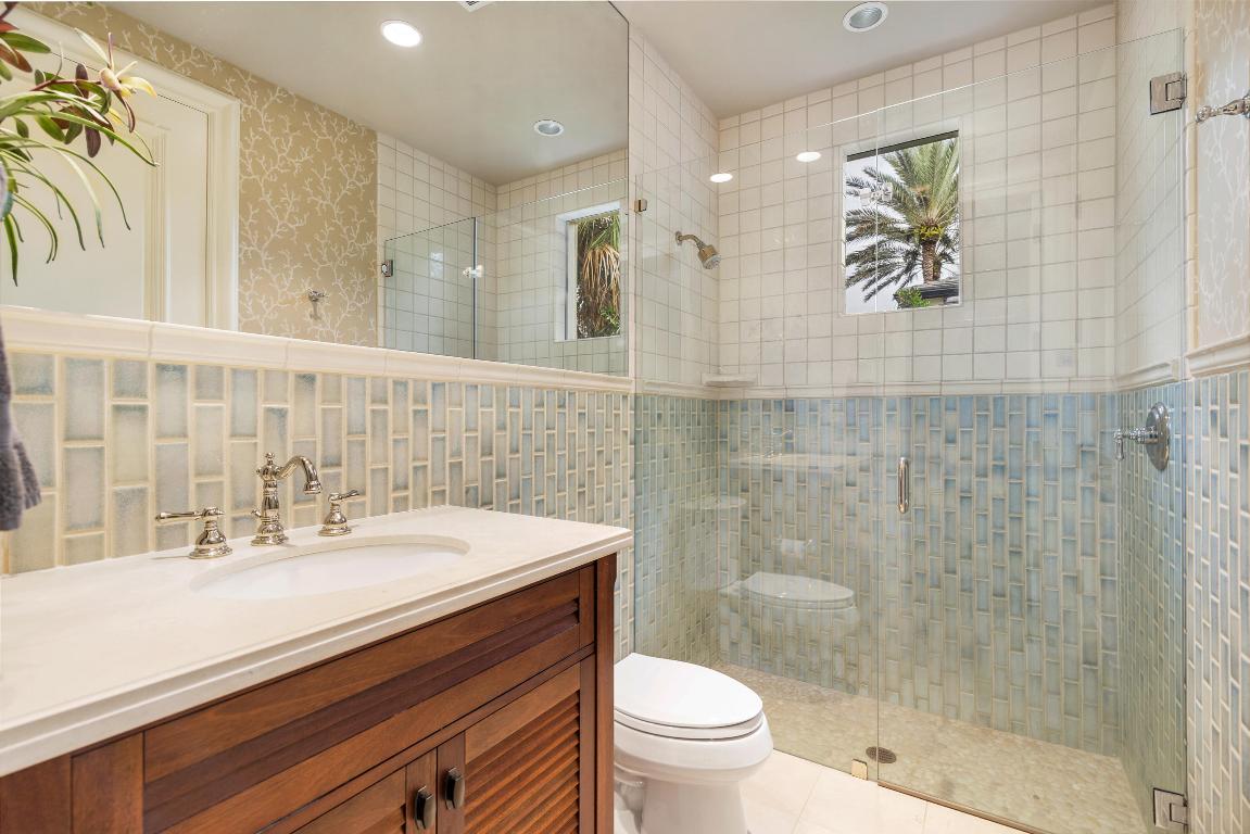 135 W Bears Clb Jupiter, FL 33477