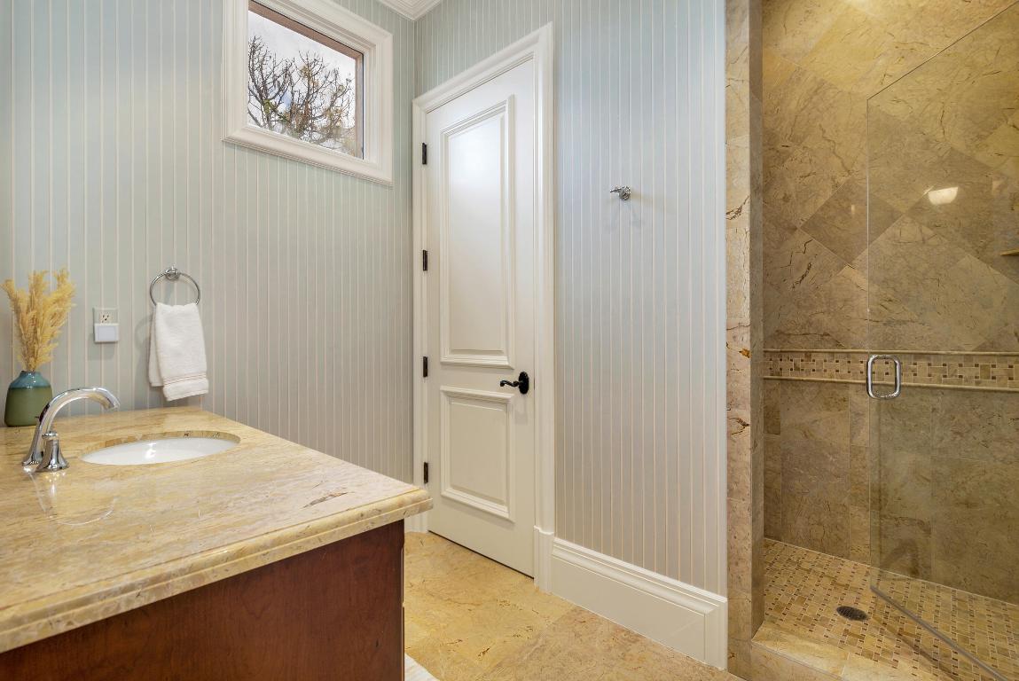 135 W Bears Clb Jupiter, FL 33477