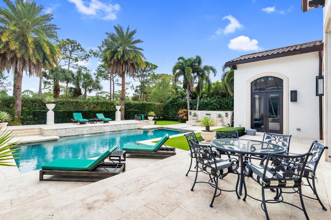 135 W Bears Clb Jupiter, FL 33477