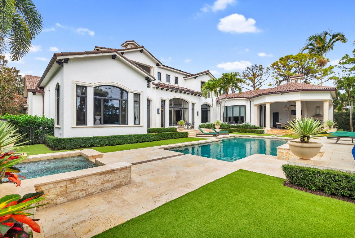 135 W Bears Clb Jupiter, FL 33477