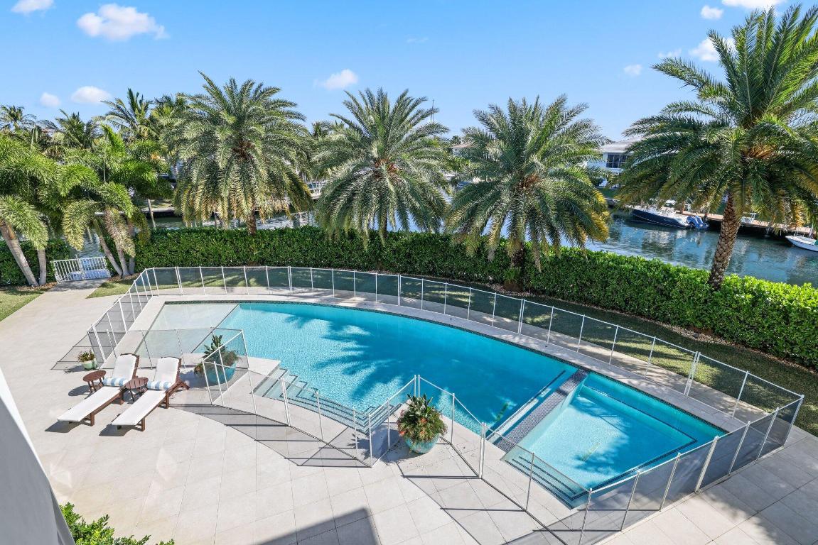 3700 NE 24th Lighthouse Point, FL 33064