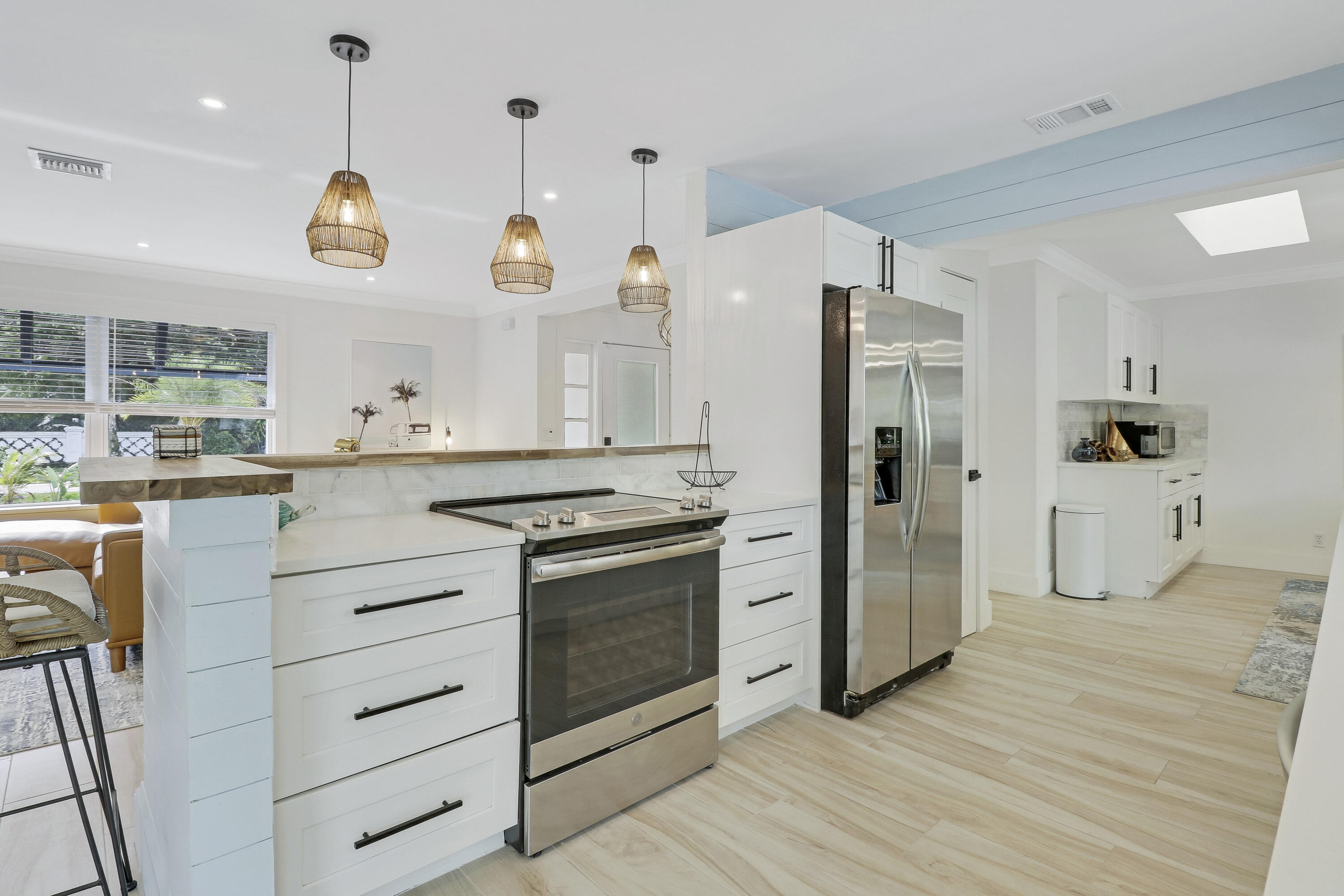 9 W Riverside Jupiter, FL 33469