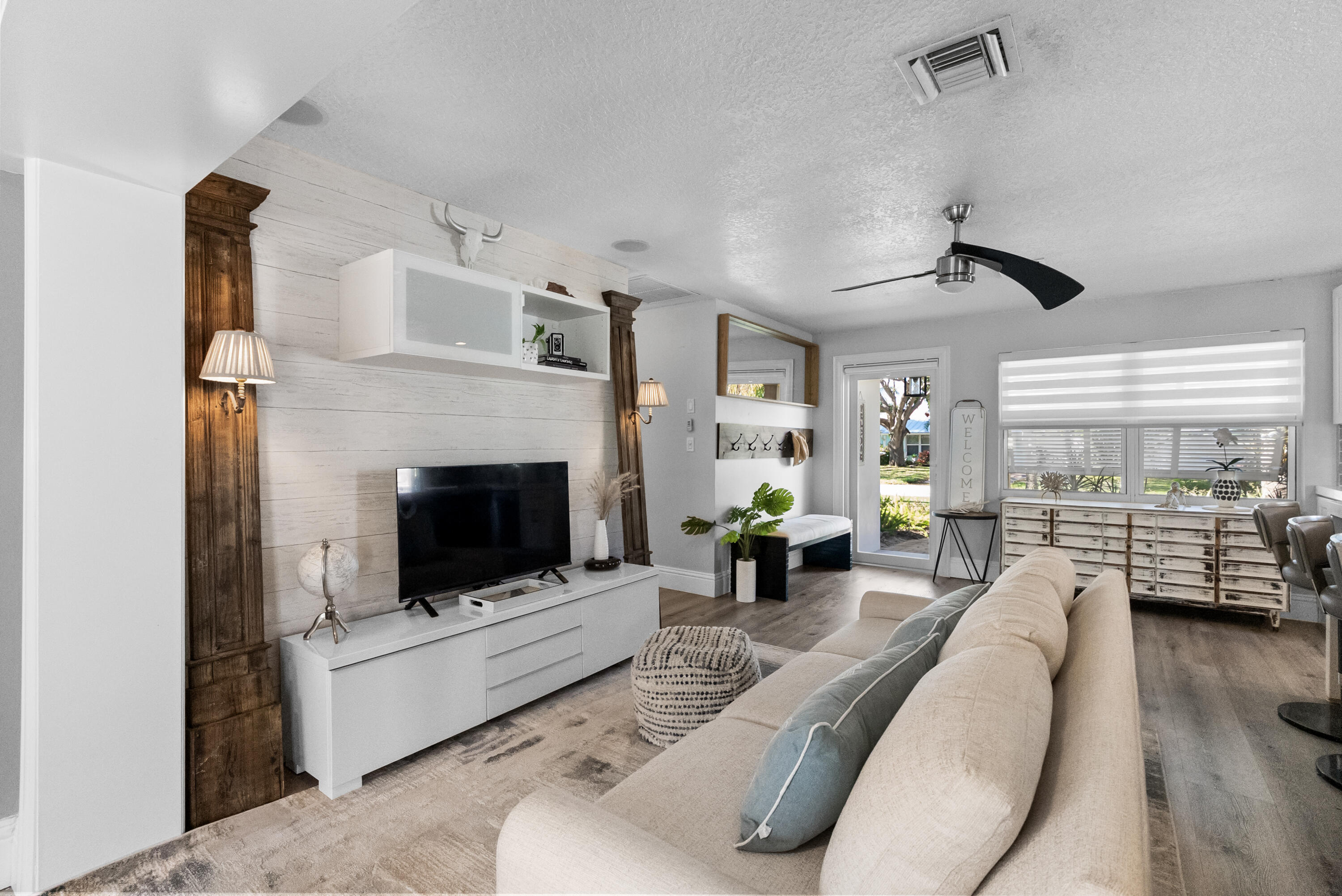 1605 Treemont Jupiter, FL 33469