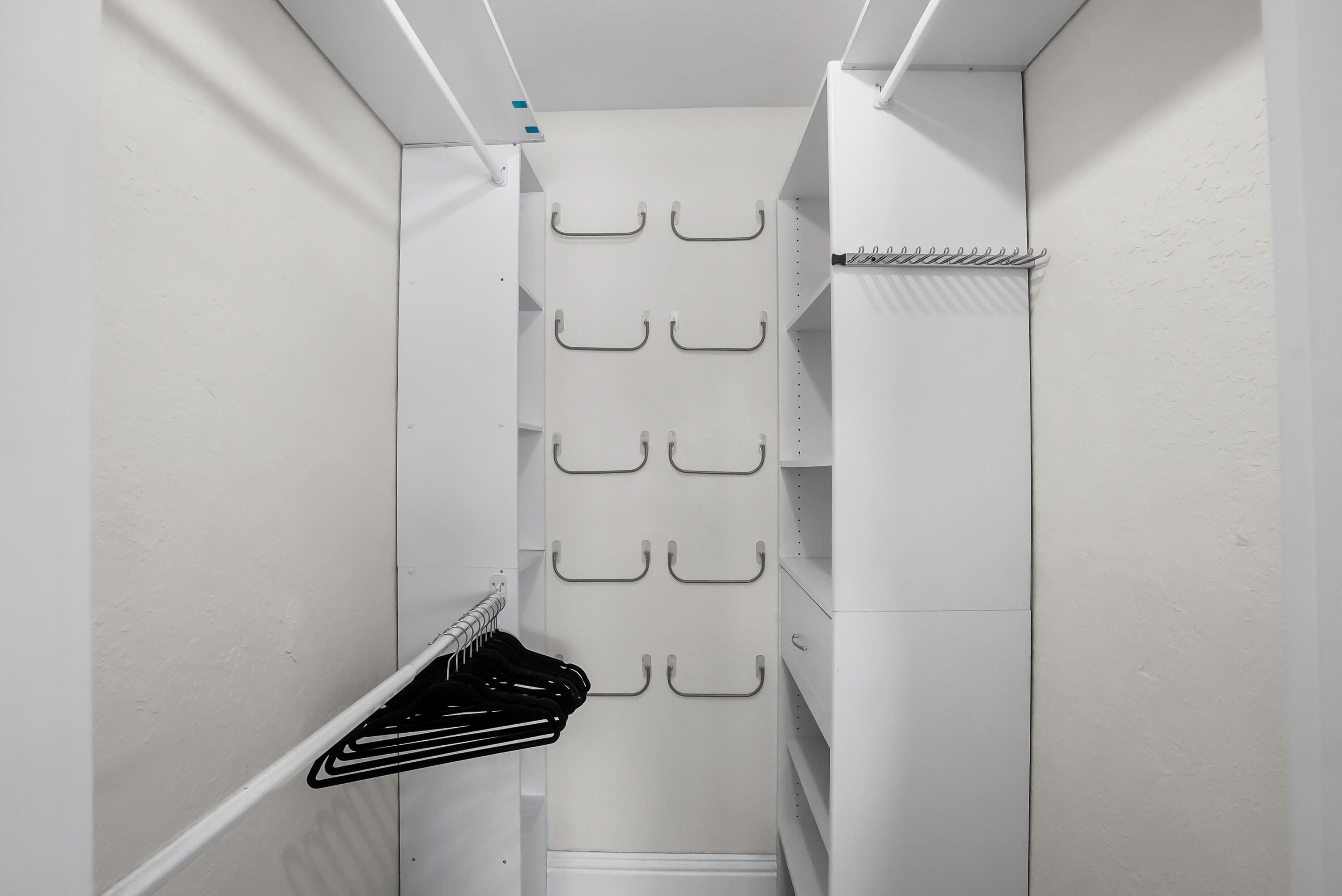 1605 Treemont Jupiter, FL 33469