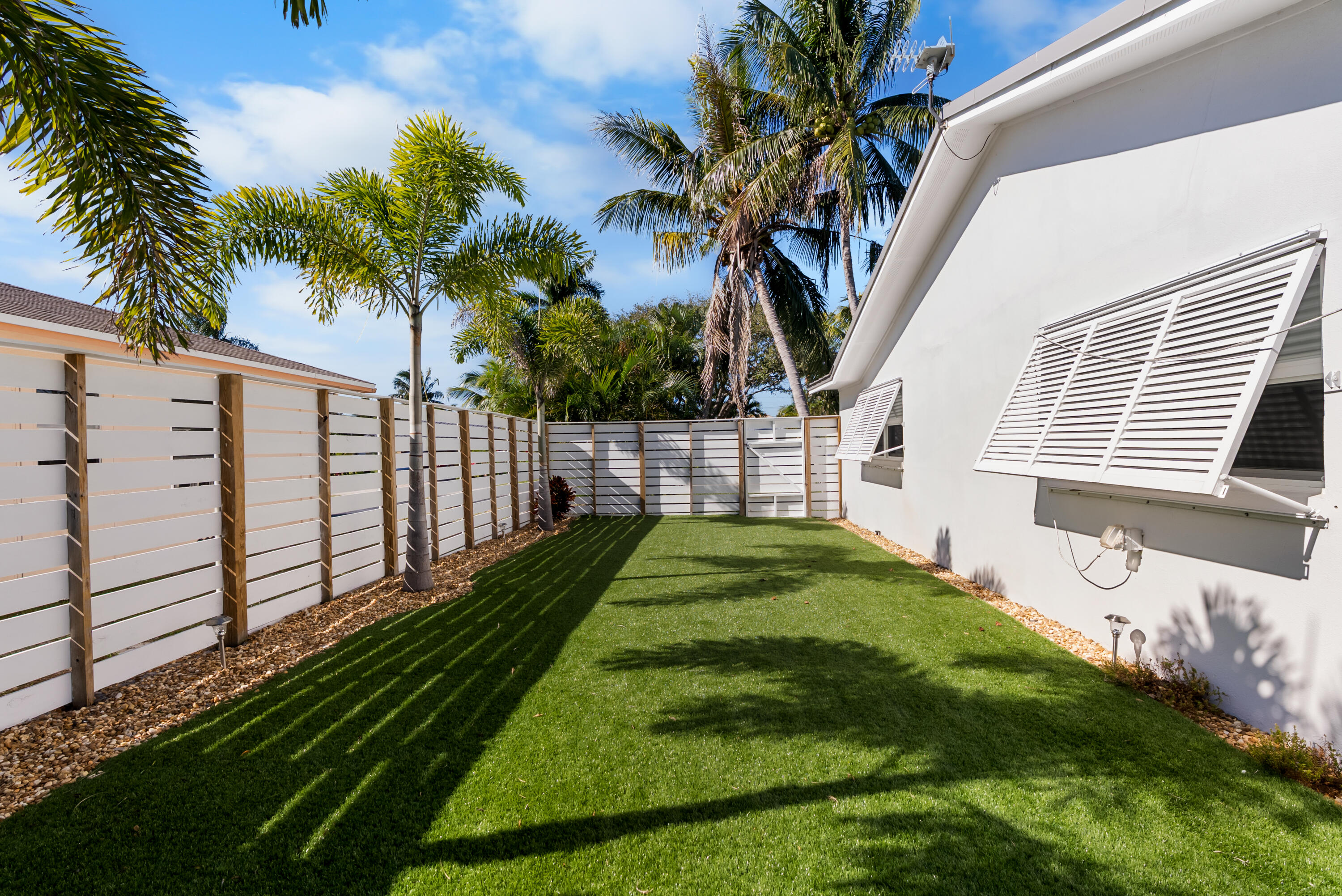 1605 Treemont Jupiter, FL 33469