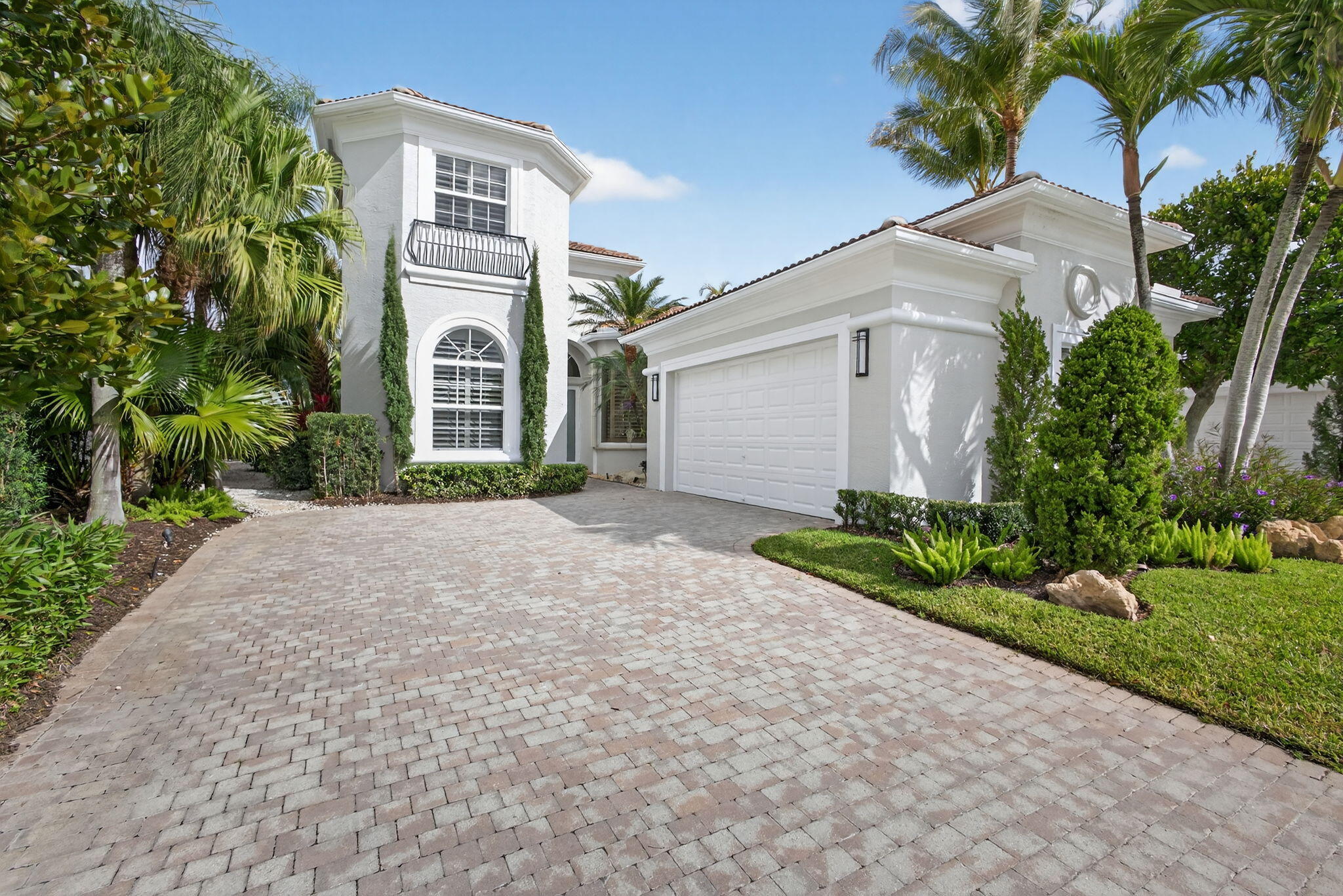 131 Porto Vecchio Palm Beach Gardens, FL 33418