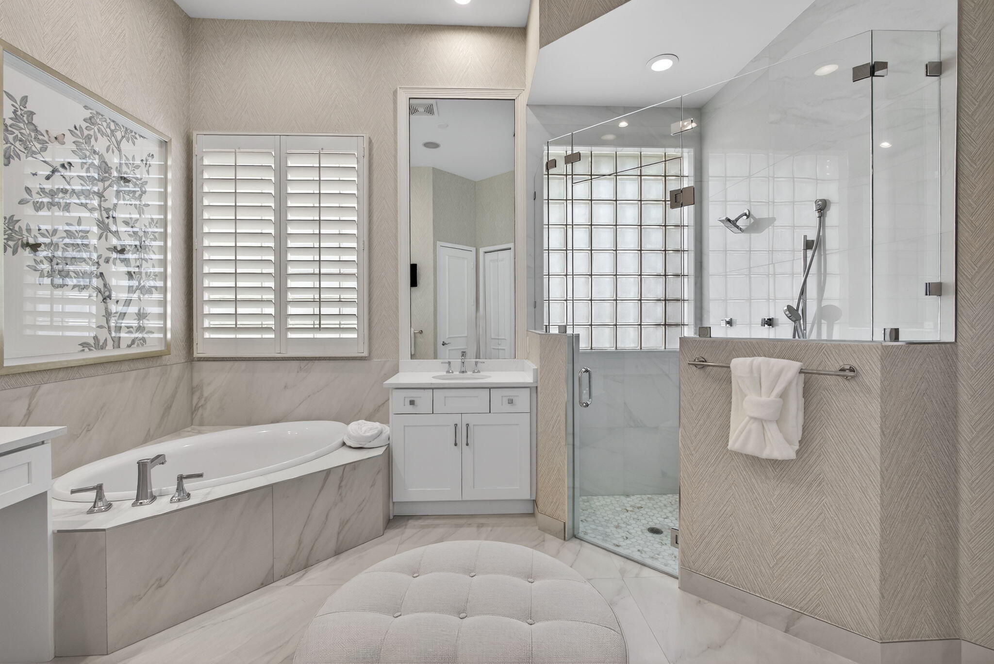 131 Porto Vecchio Palm Beach Gardens, FL 33418