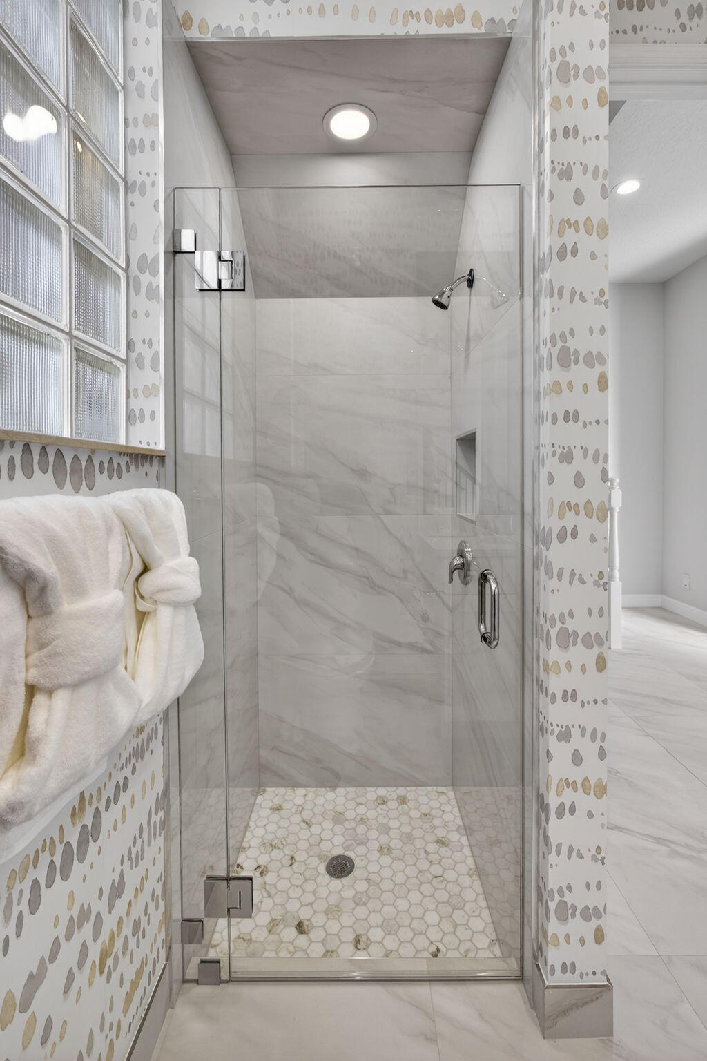 131 Porto Vecchio Palm Beach Gardens, FL 33418