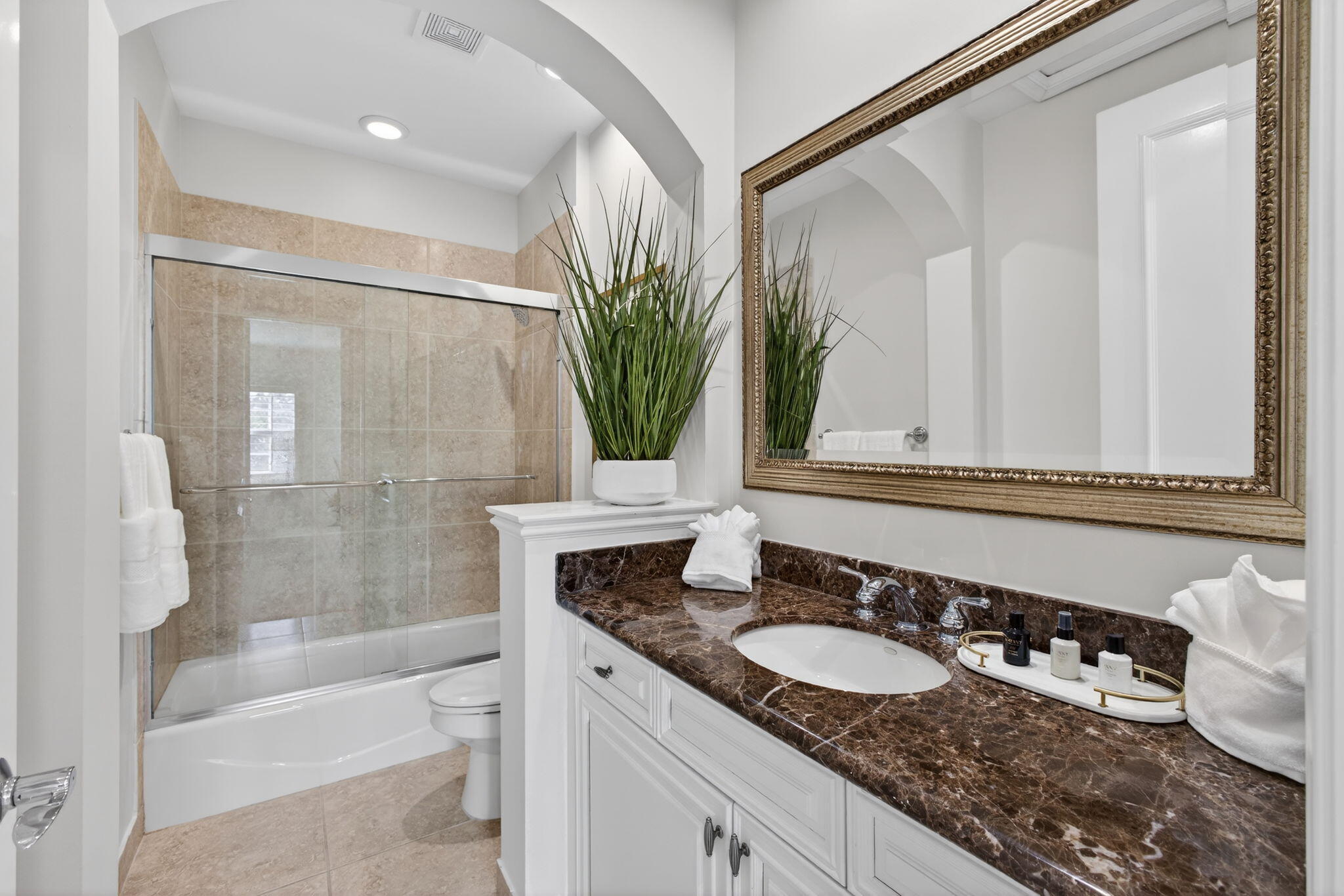 131 Porto Vecchio Palm Beach Gardens, FL 33418