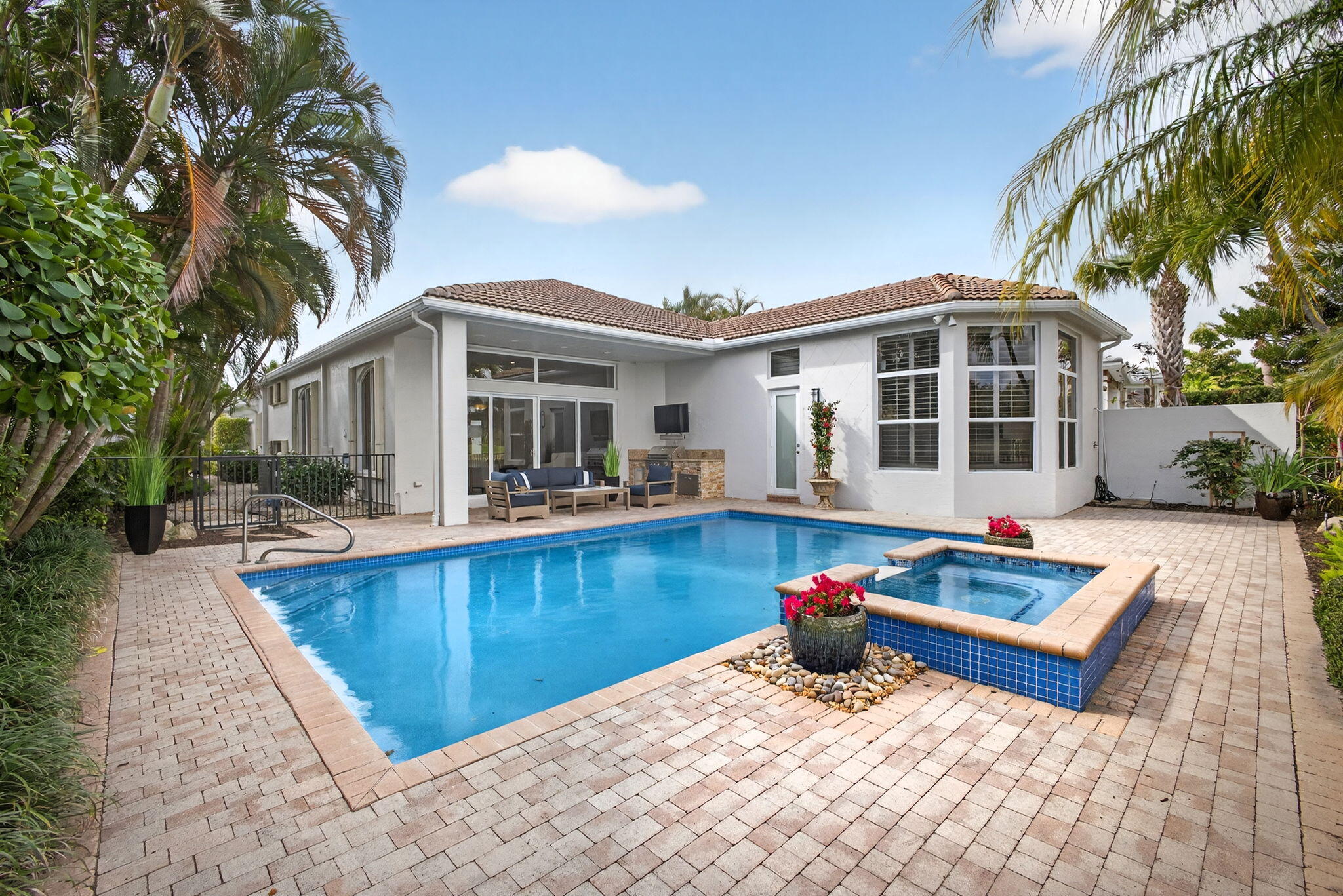 131 Porto Vecchio Palm Beach Gardens, FL 33418