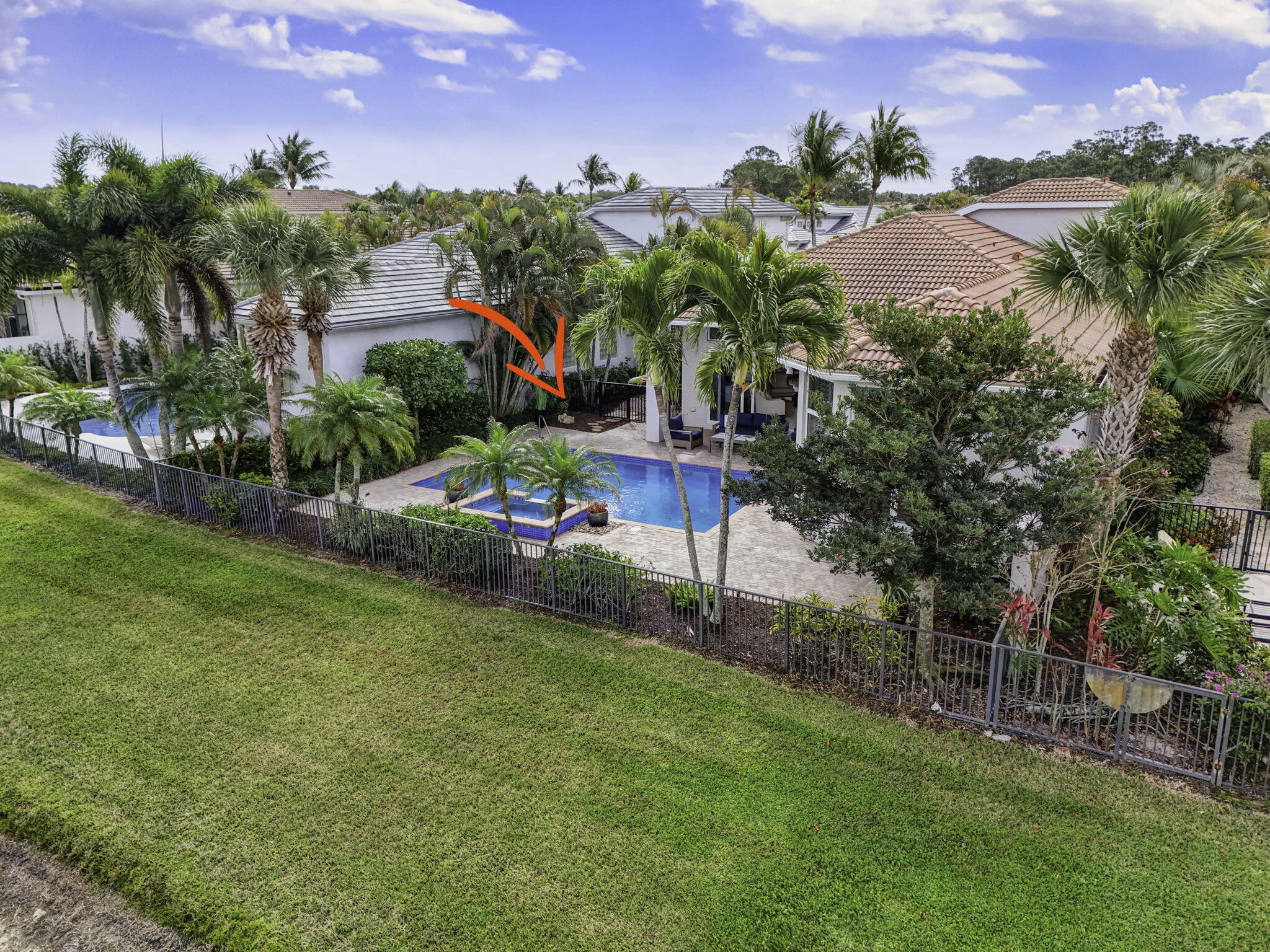 131 Porto Vecchio Palm Beach Gardens, FL 33418