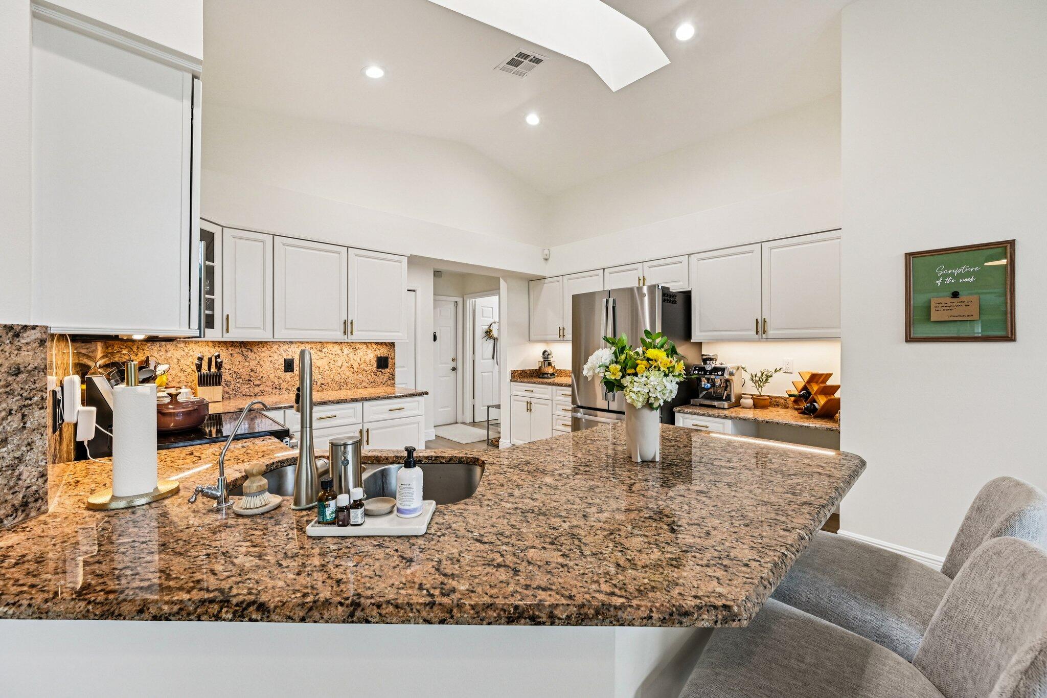 18295 Lake Bnd Jupiter, FL 33458