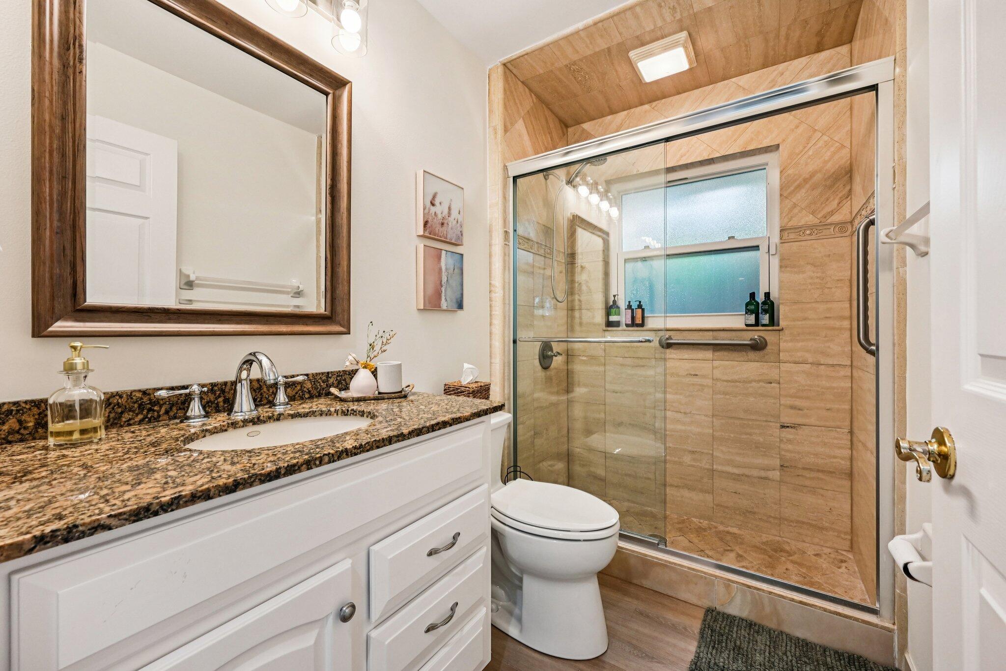 18295 Lake Bnd Jupiter, FL 33458