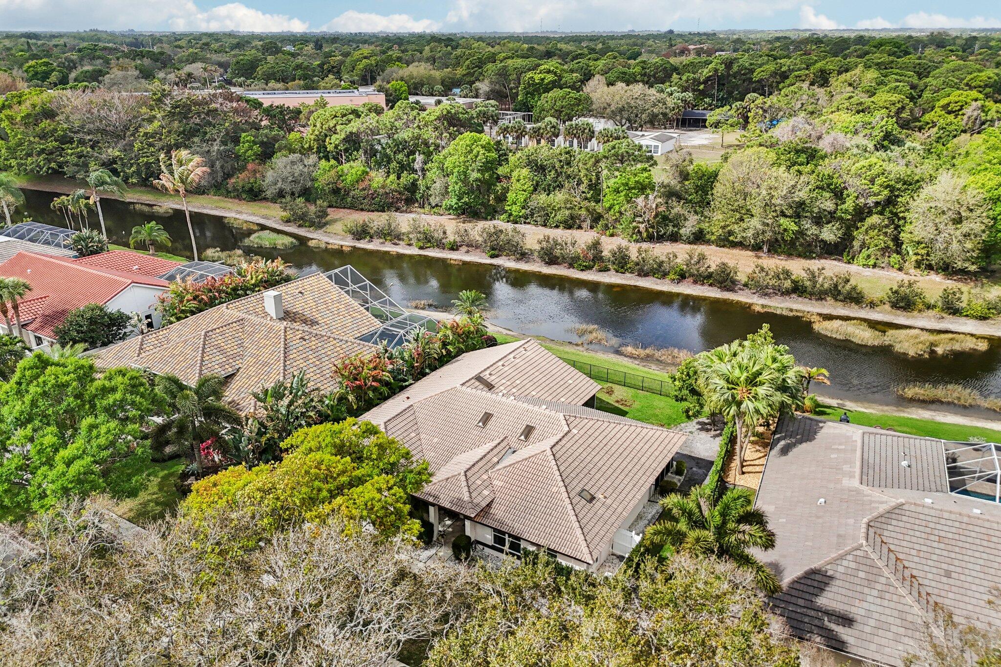 18295 Lake Bnd Jupiter, FL 33458