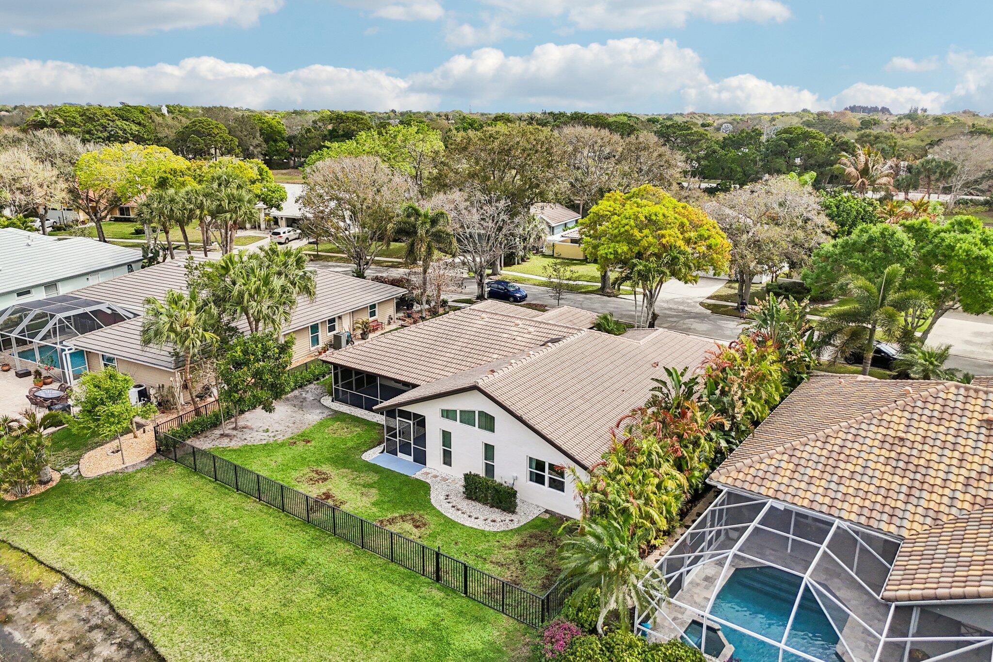 18295 Lake Bnd Jupiter, FL 33458