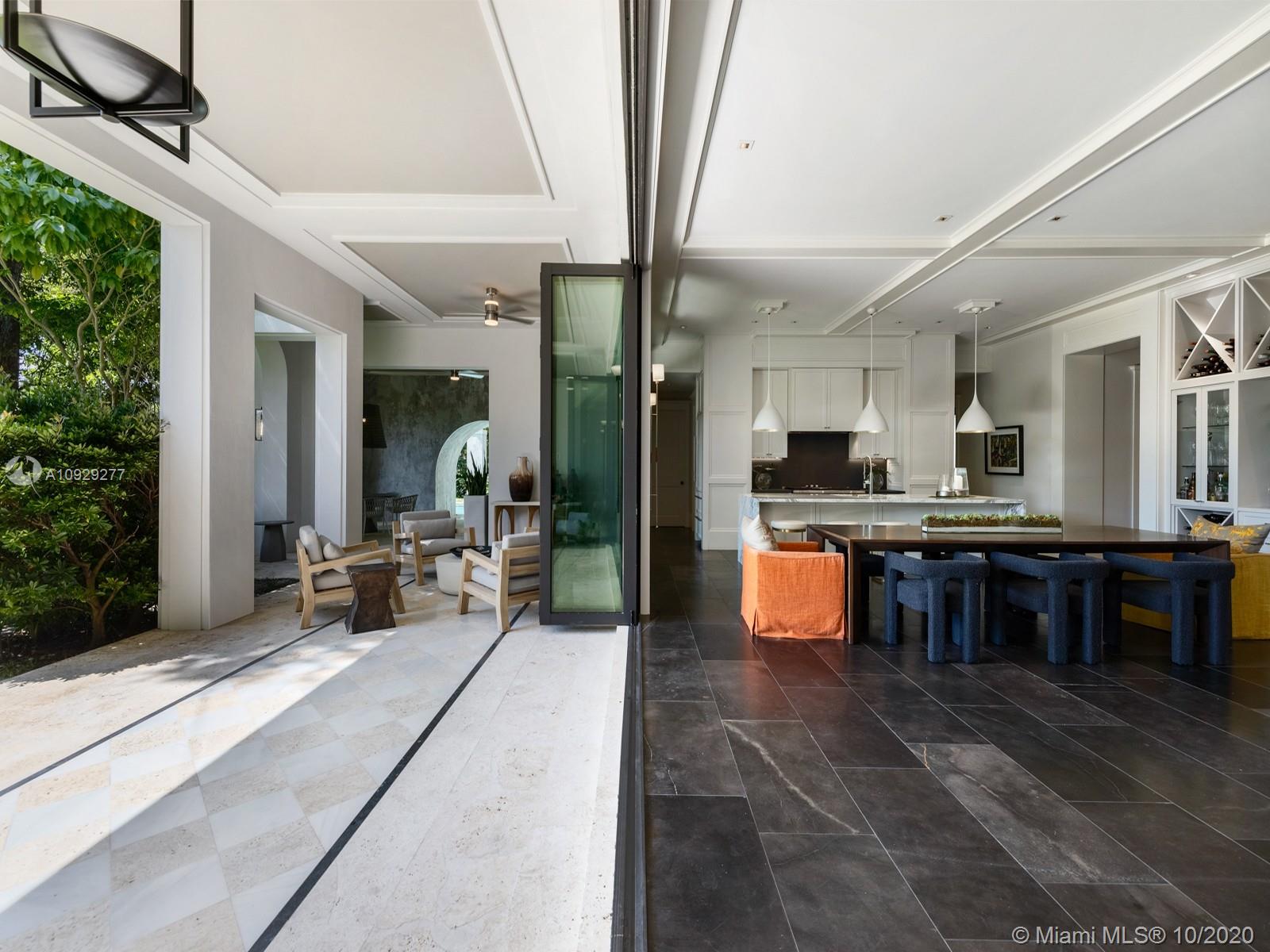 125 Solano Prado Coral Gables, FL 33156