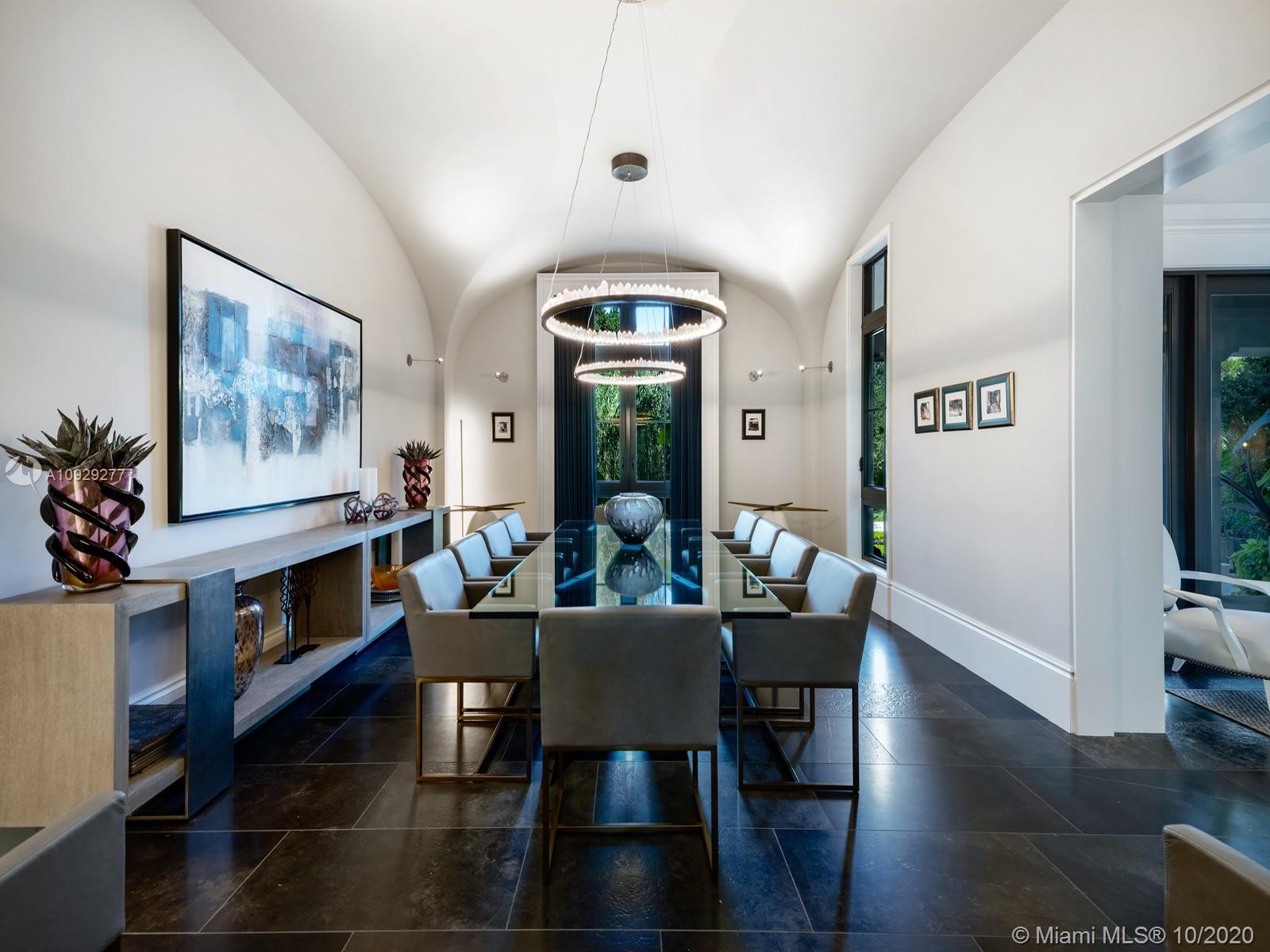 125 Solano Prado Coral Gables, FL 33156