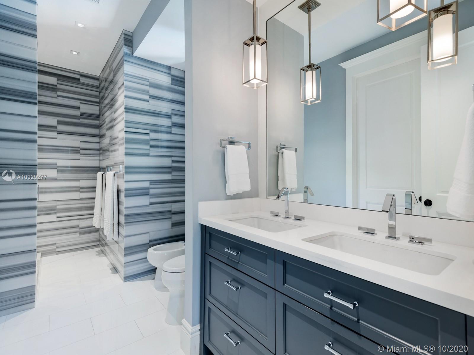 125 Solano Prado Coral Gables, FL 33156