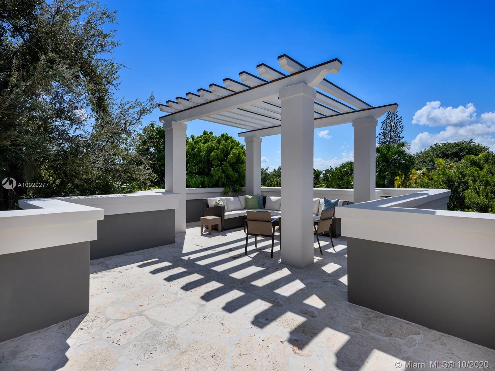 125 Solano Prado Coral Gables, FL 33156