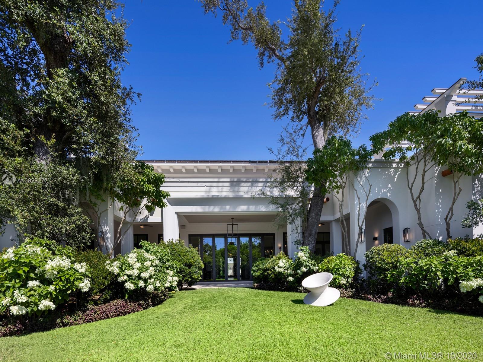 125 Solano Prado Coral Gables, FL 33156