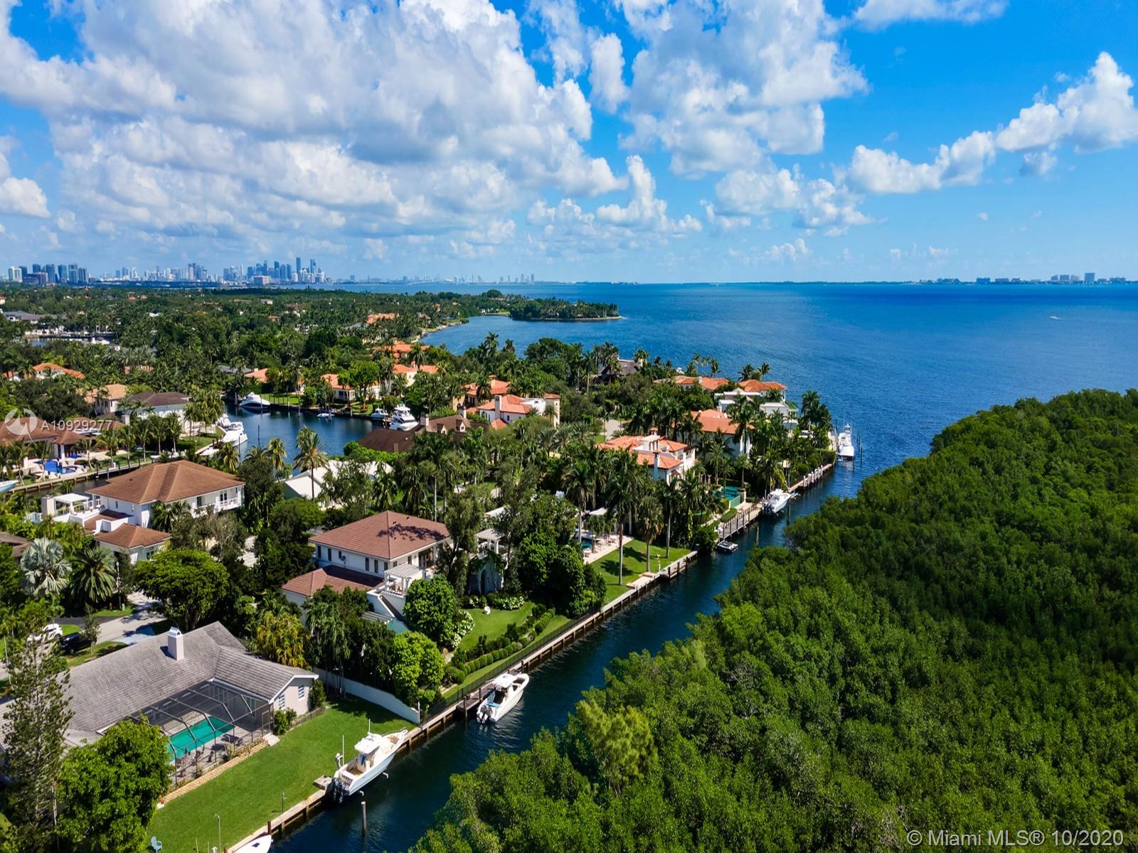 125 Solano Prado Coral Gables, FL 33156