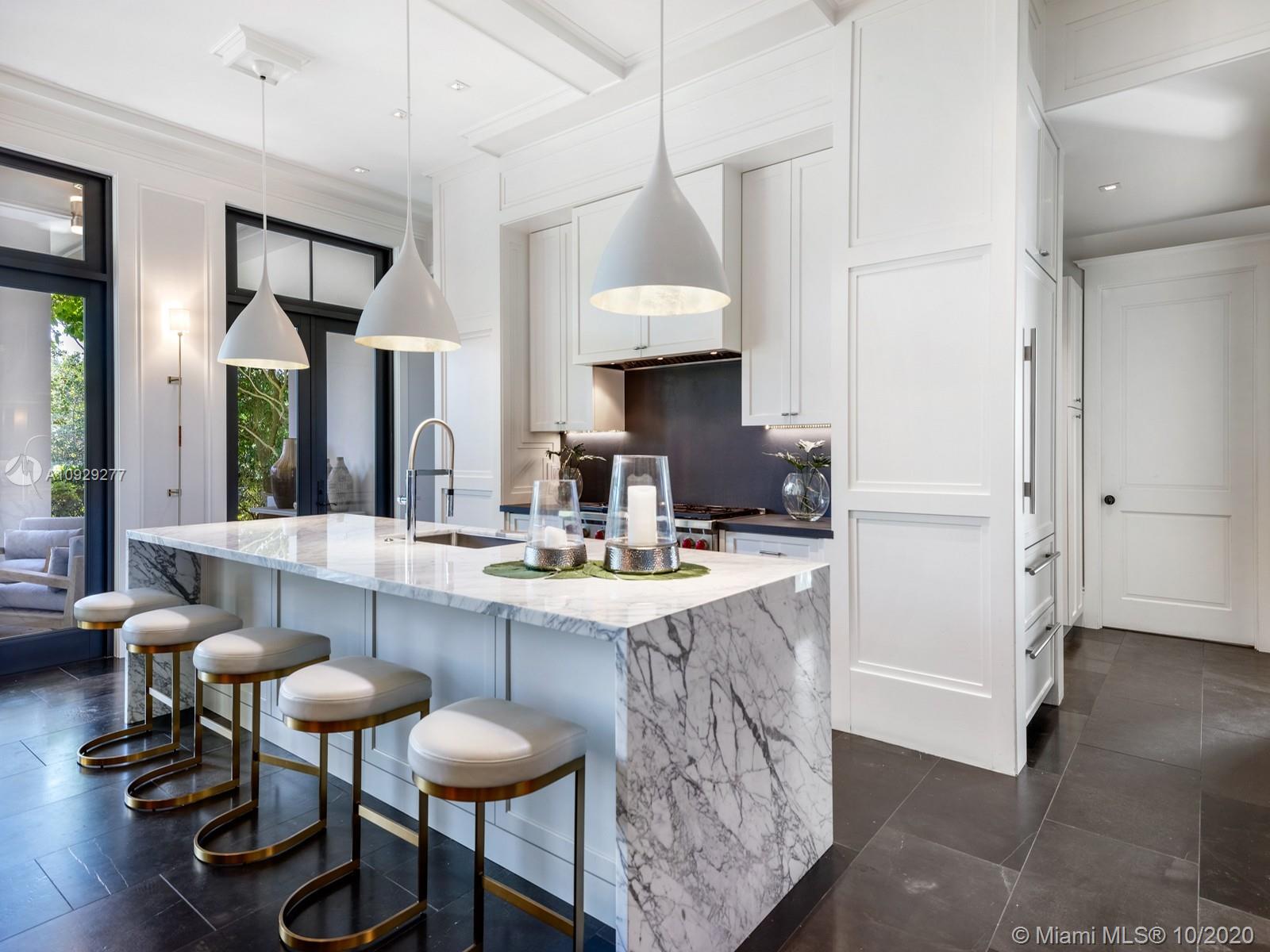 125 Solano Prado Coral Gables, FL 33156