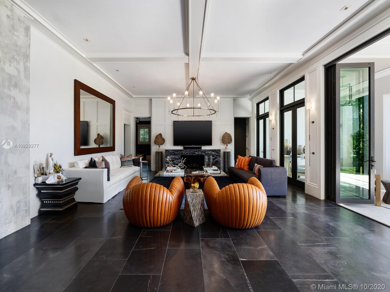 125 Solano Prado Coral Gables, FL 33156