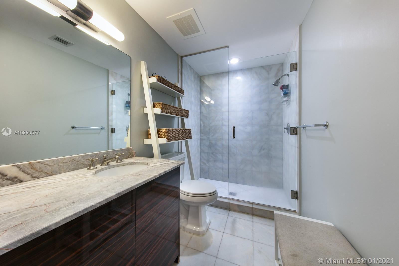 image Continuum South Beach North Tower9