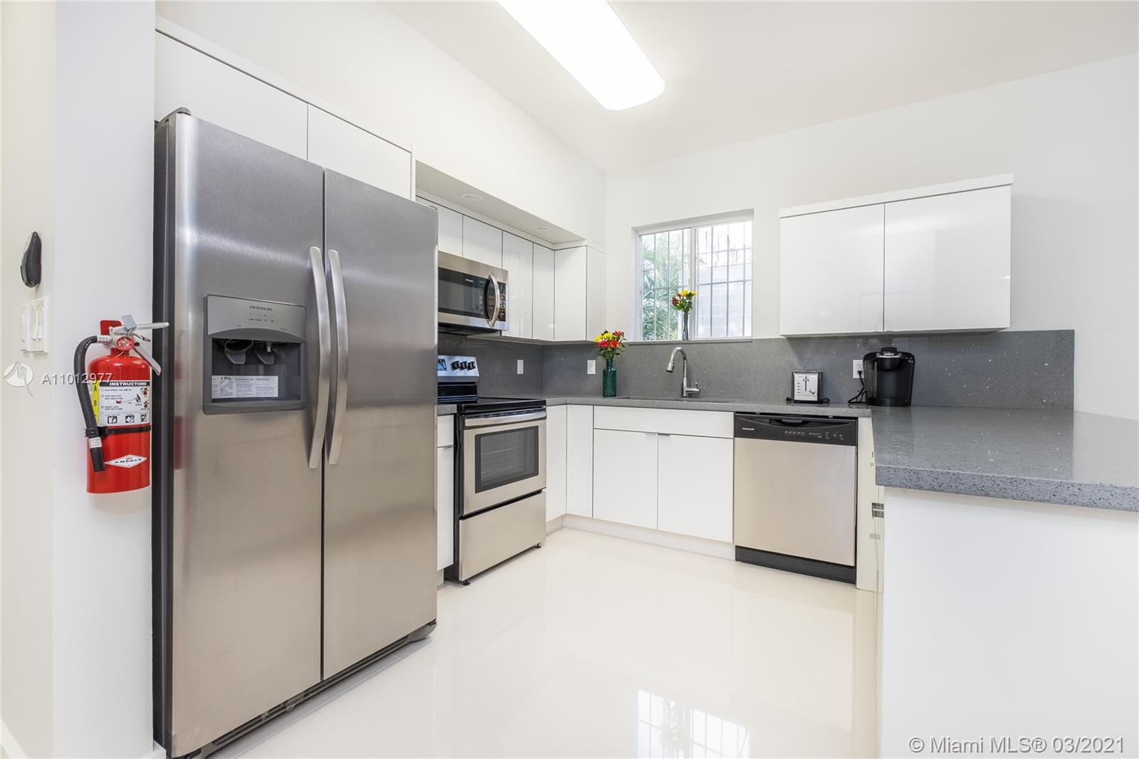 3143 Day Ave #B Miami, FL 33133