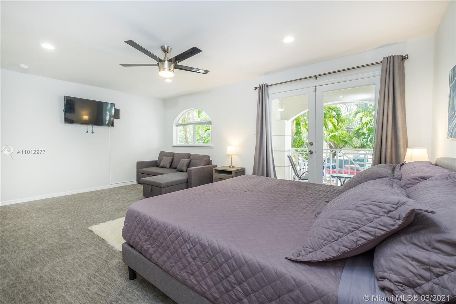 3143 Day Ave #B Miami, FL 33133