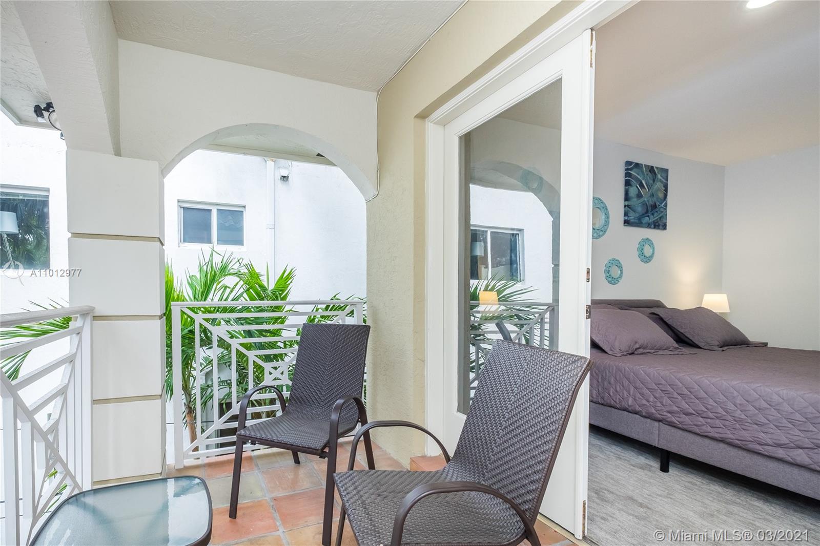 3143 Day Ave #B Miami, FL 33133