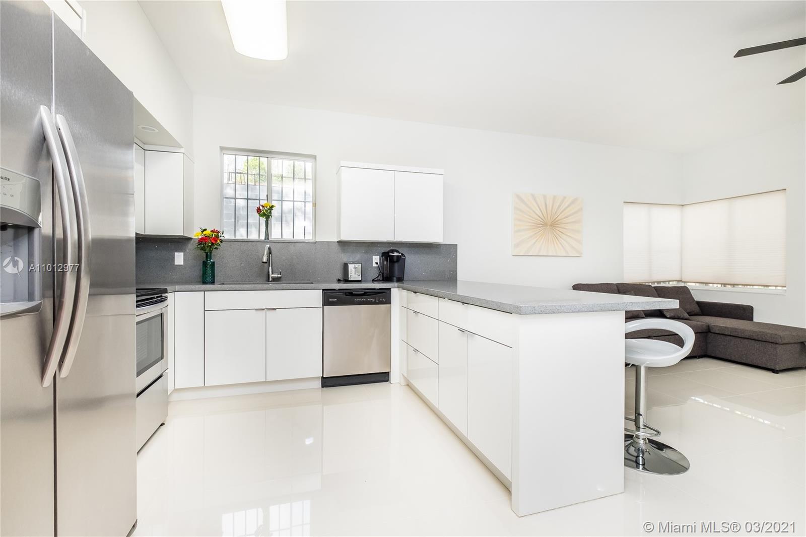 3143 Day Ave #B Miami, FL 33133