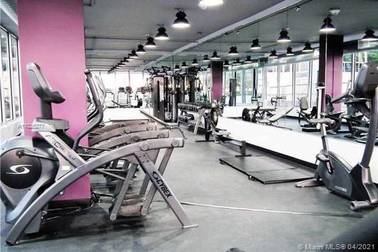 100 Lincoln Rd #739 Miami Beach, FL 33139