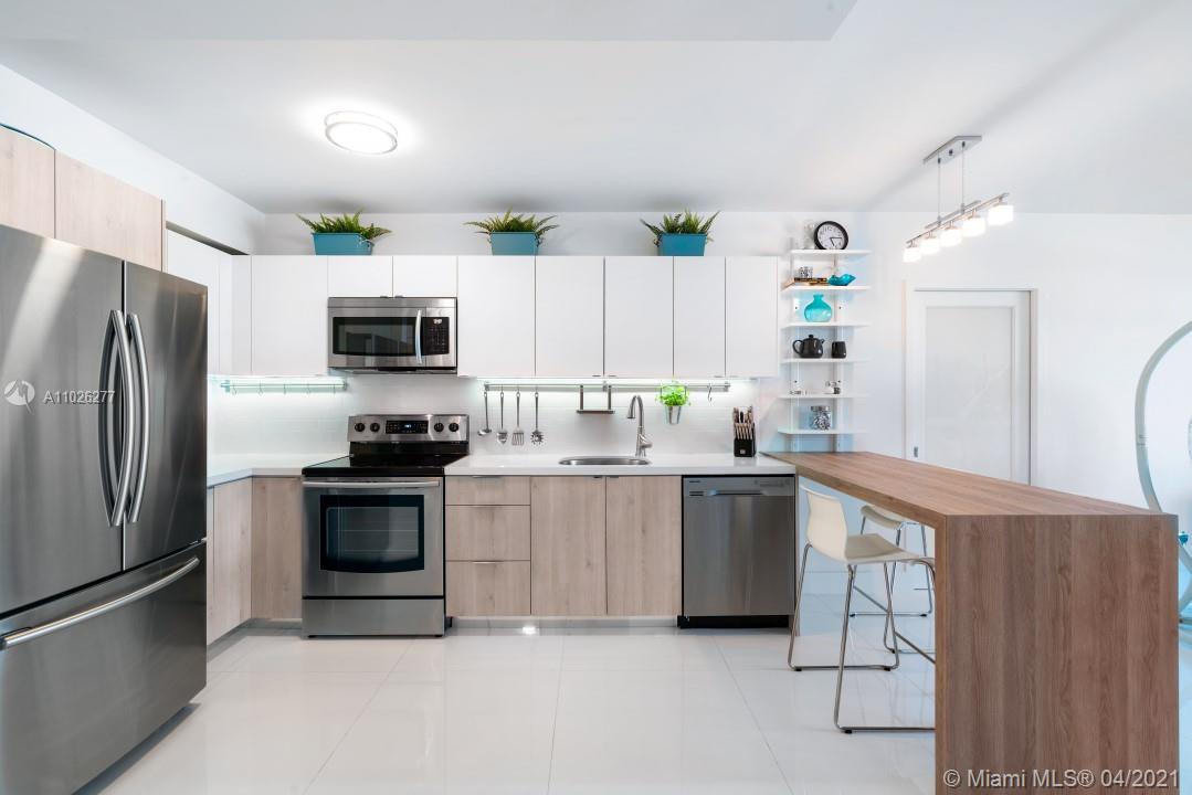 100 Lincoln Rd #739 Miami Beach, FL 33139