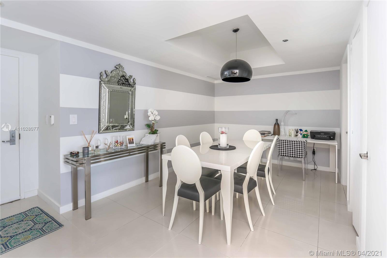 465 Brickell Ave #4403 Miami, FL 33131