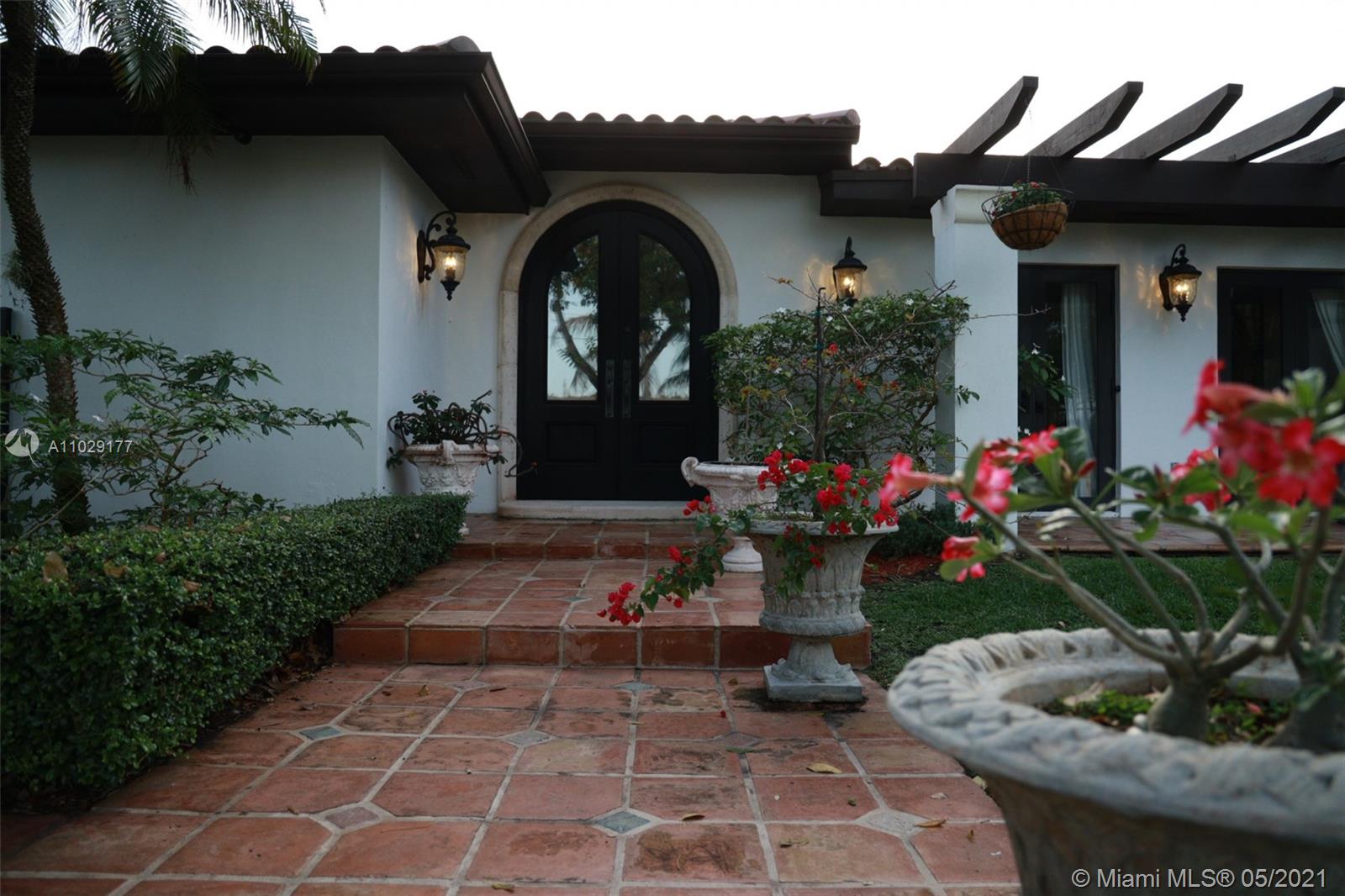 12510 Ramiro St Coral Gables, FL 33156