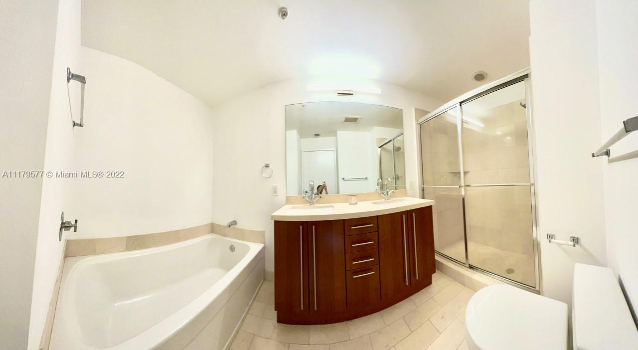 1111 SW 1st Ave #2817-N Miami, FL 33130