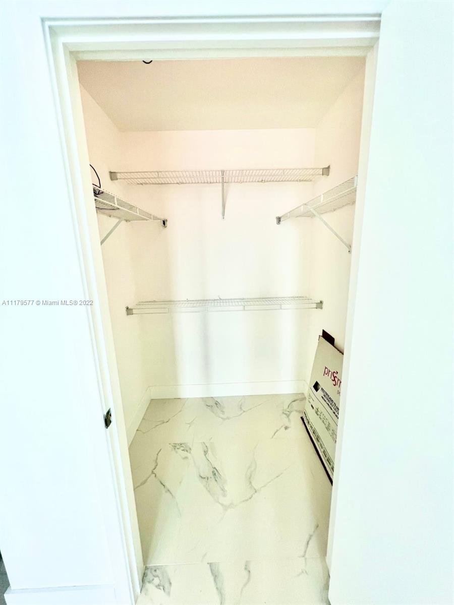 1111 SW 1st Ave #2817-N Miami, FL 33130