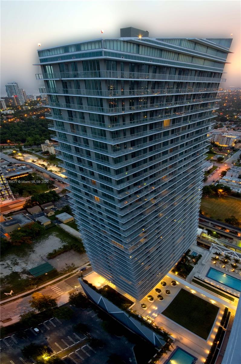 1111 SW 1st Ave #2817-N Miami, FL 33130