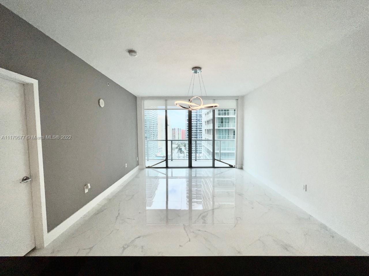 1111 SW 1st Ave #2817-N Miami, FL 33130