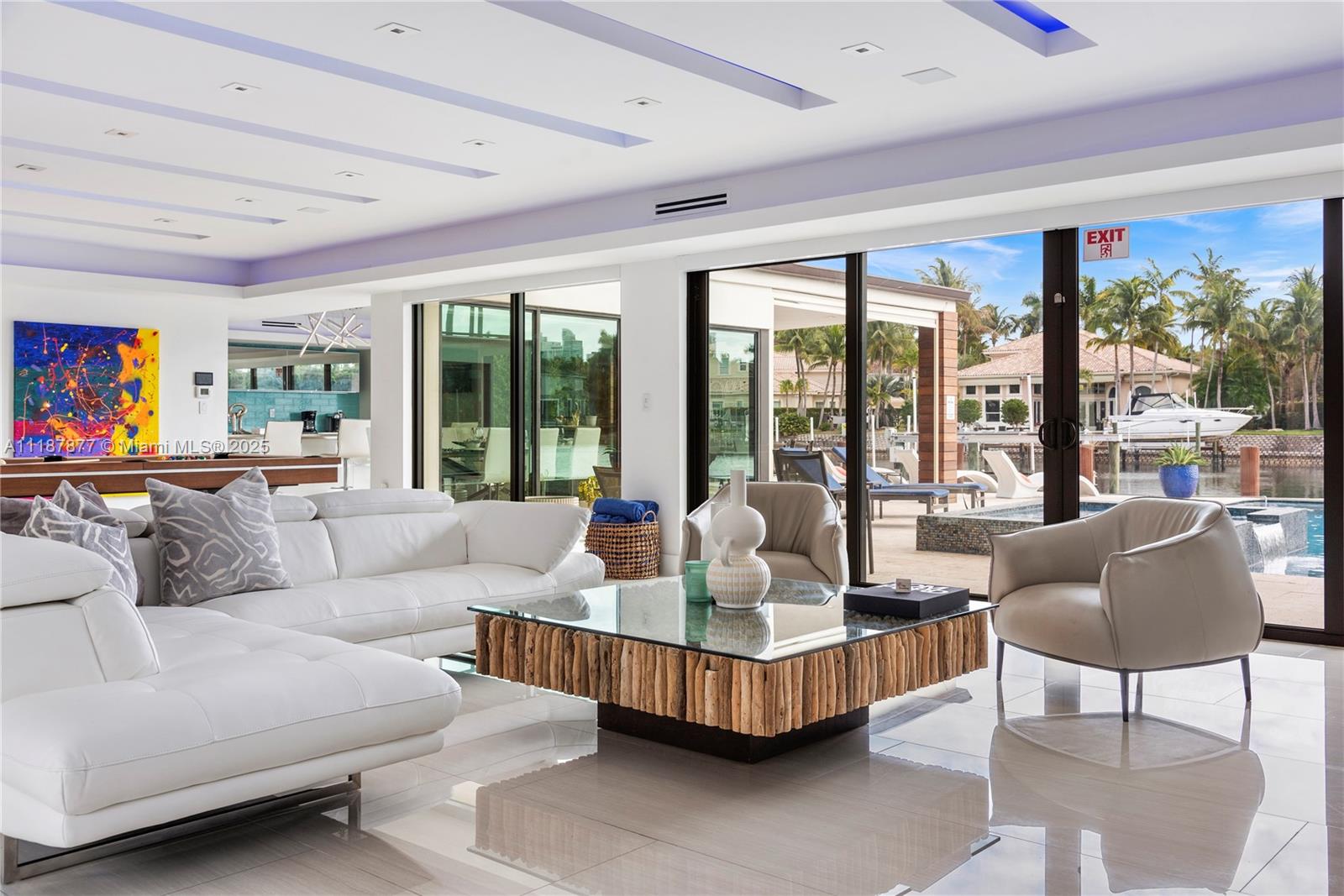 1025 Diplomat Pkwy Hollywood, FL 33019