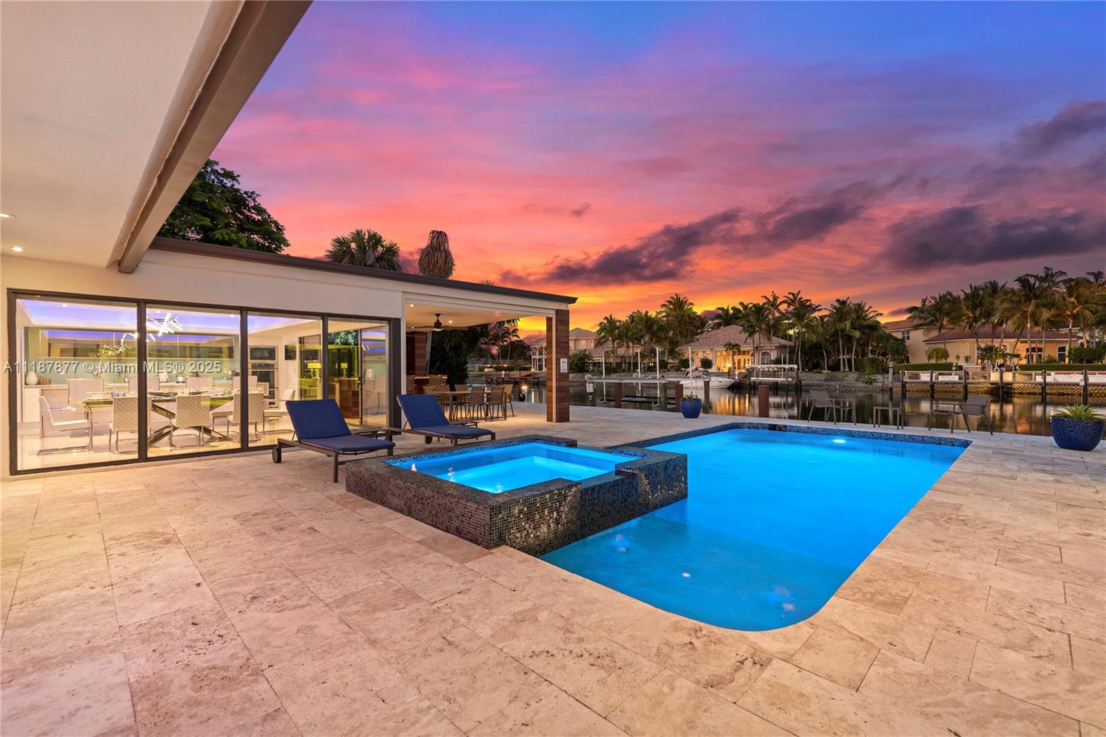 1025 Diplomat Pkwy Hollywood, FL 33019