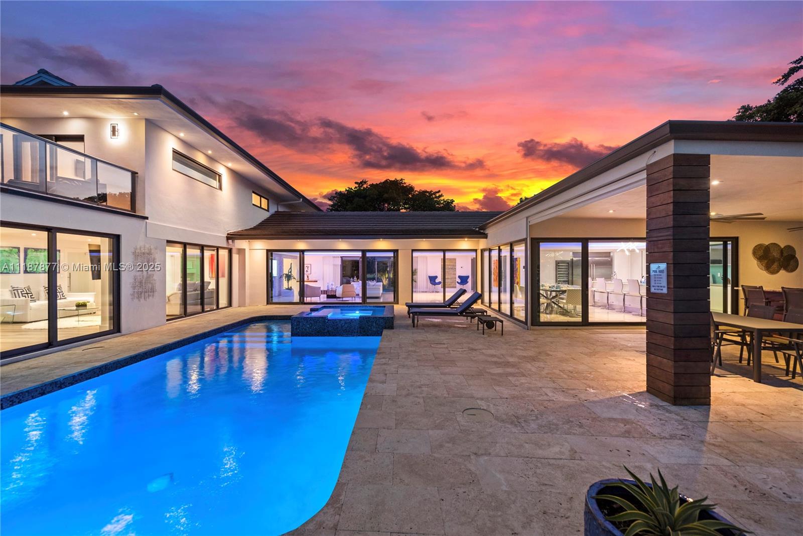 1025 Diplomat Pkwy Hollywood, FL 33019